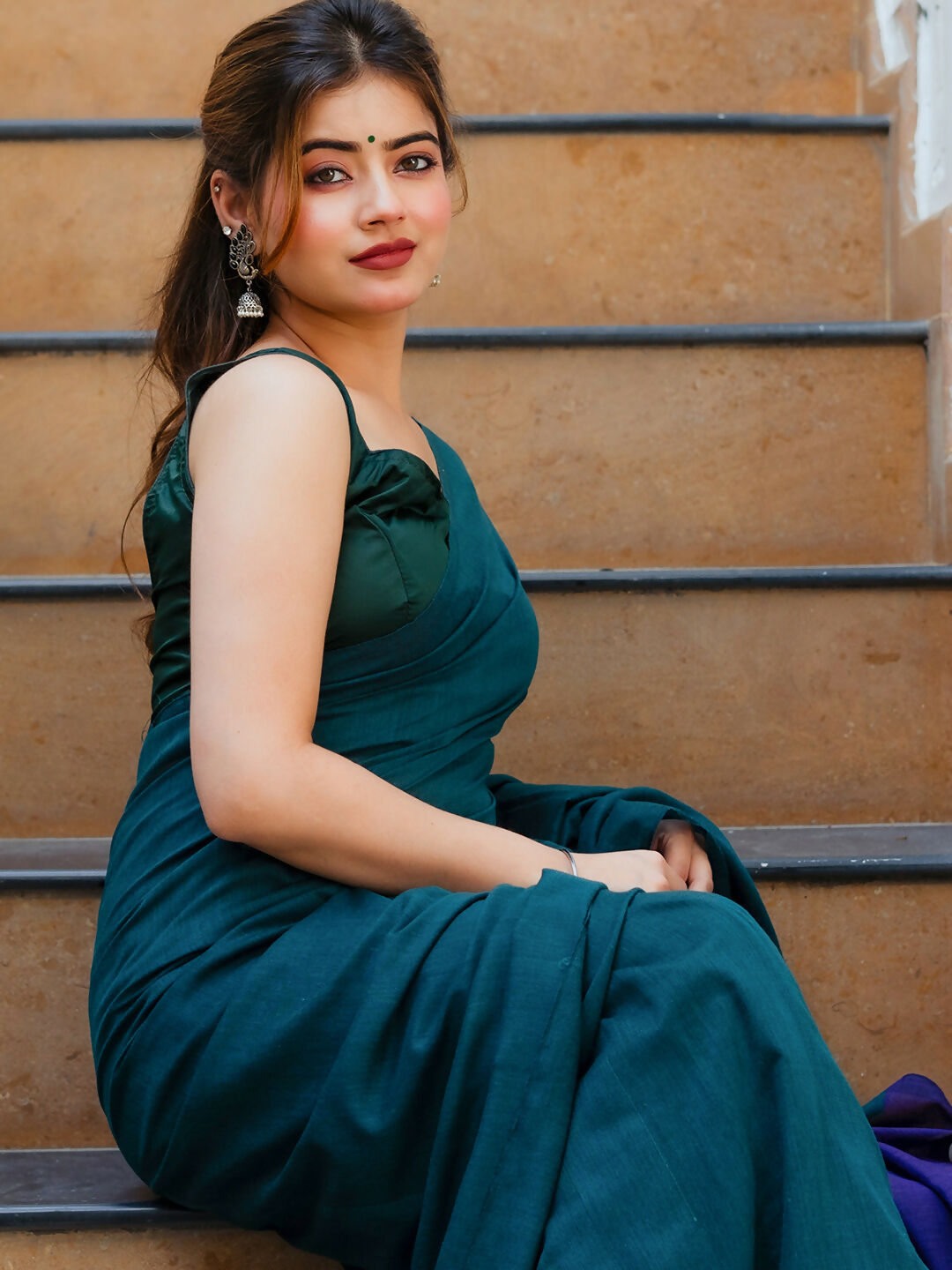 Zibaa Hand-Dyed Mul Cotton Peacock Green Saree with Tassels - Distacart