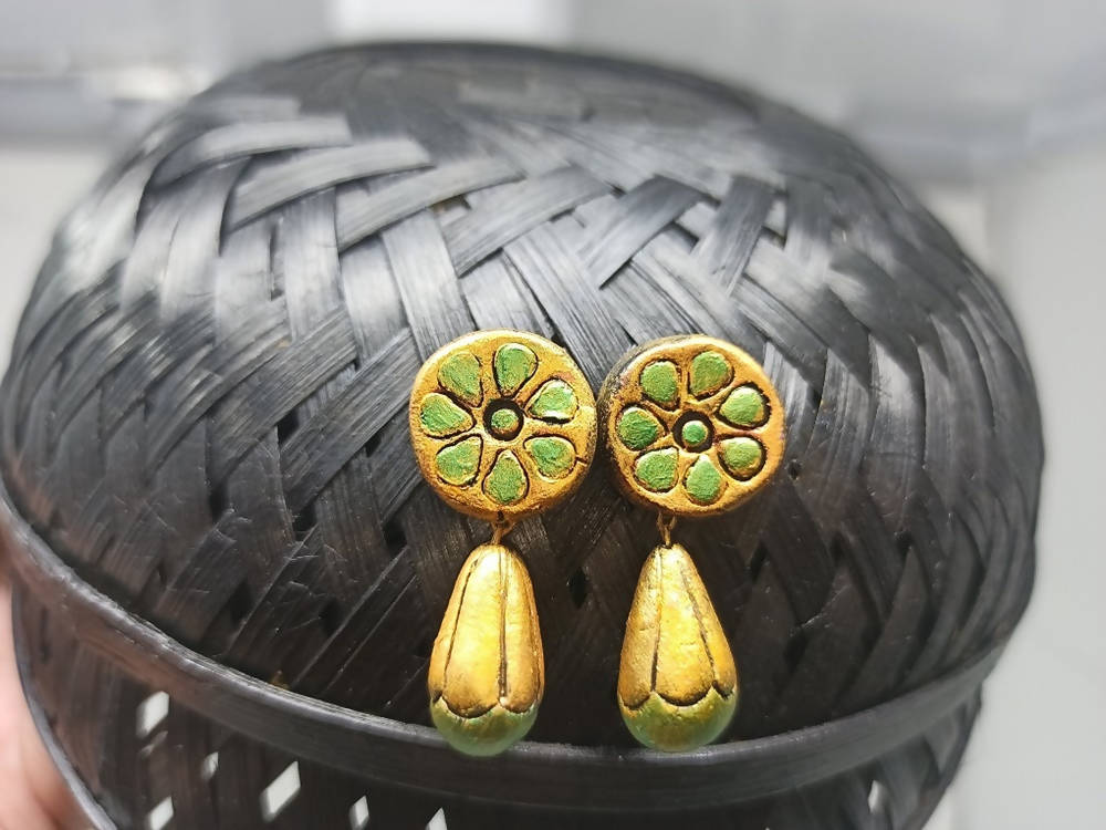 Terracotta Round Earstuds With Drops-Copper And Green