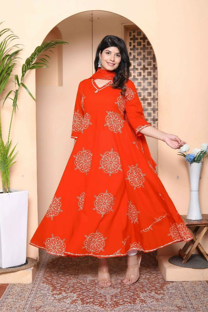 Miravan Women'S Orange Floral Cotton Printed Anarkali Kurta With Dupatta - Distacart