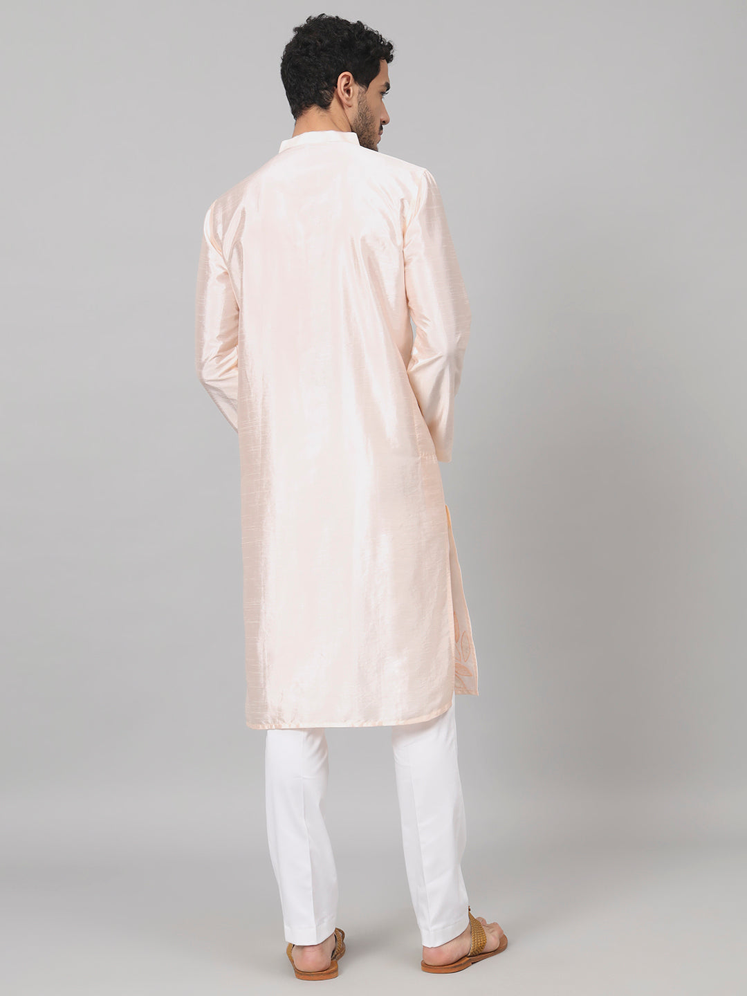 Leafy Silk Kurta With Patch Embellishment by Hilo Design
