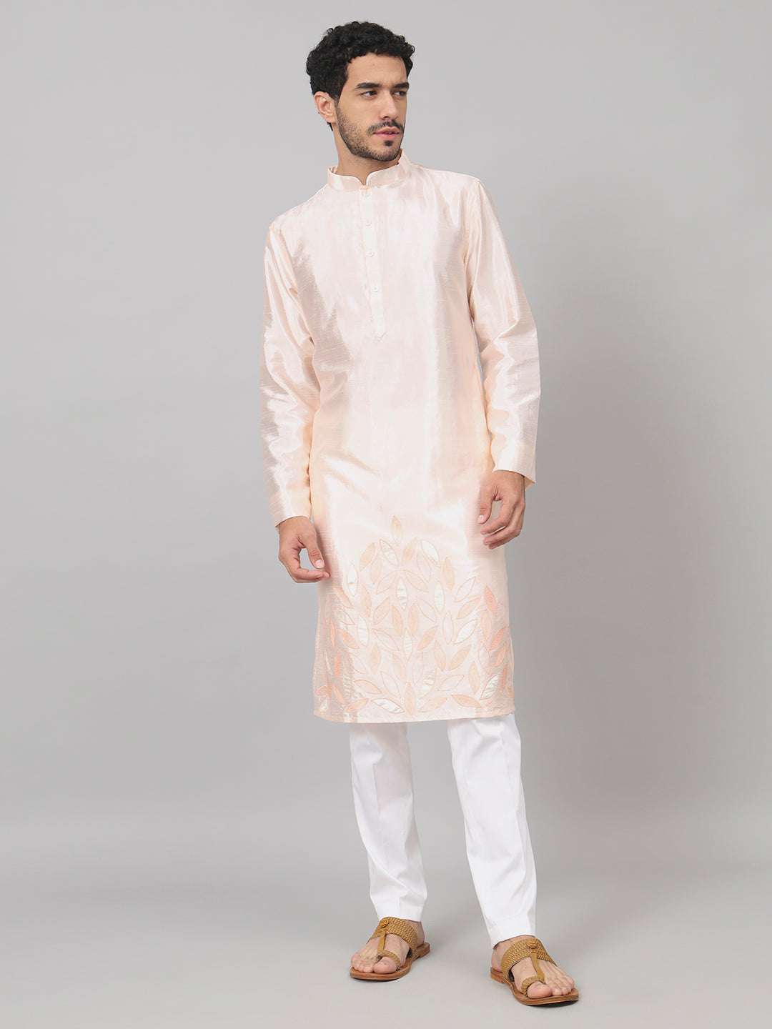Leafy Silk Kurta With Patch Embellishment by Hilo Design