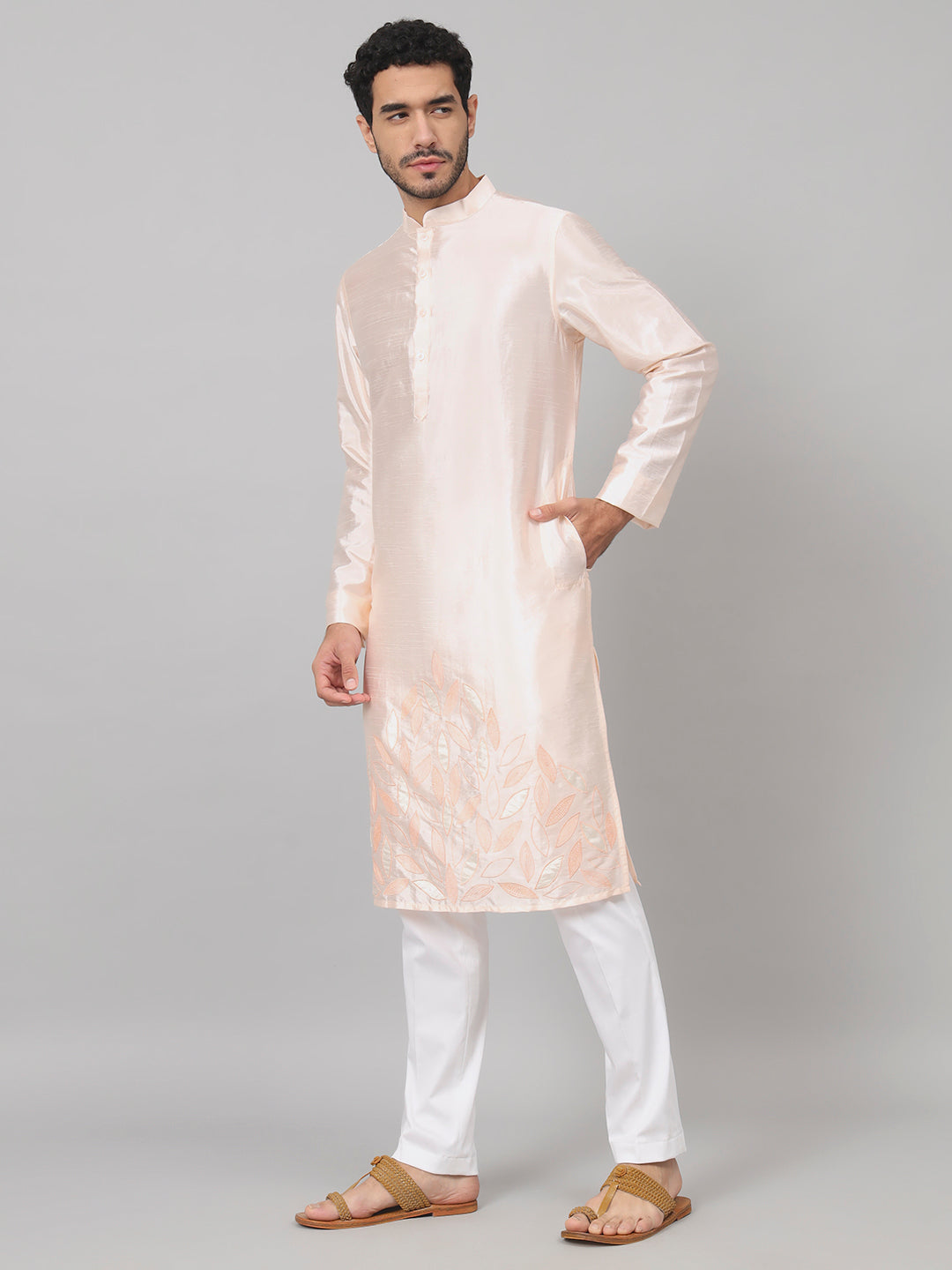 Leafy Silk Kurta With Patch Embellishment by Hilo Design