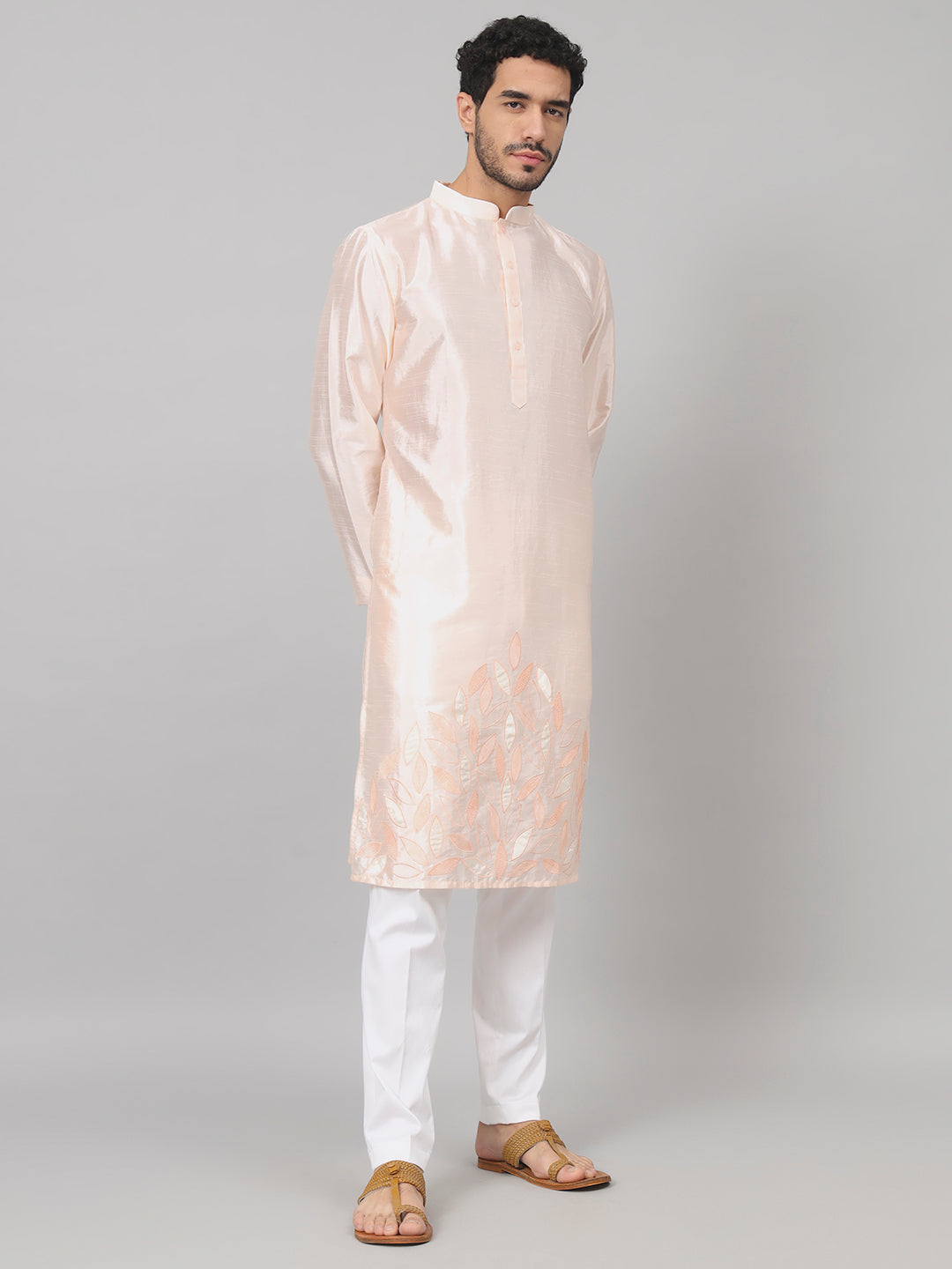 Leafy Silk Kurta With Patch Embellishment by Hilo Design
