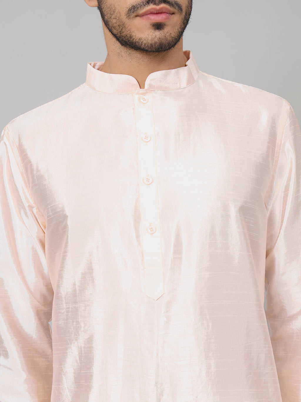 Leafy Silk Kurta With Patch Embellishment by Hilo Design