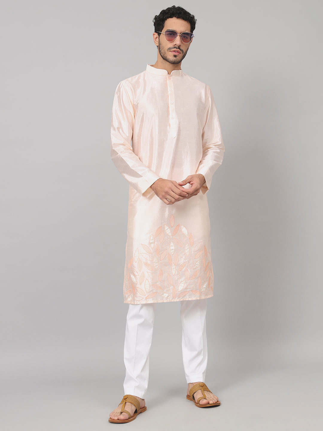 Leafy Silk Kurta With Patch Embellishment by Hilo Design