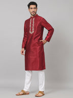 Traditional Neckline Embroidered Silk Kurta by Hilo Design