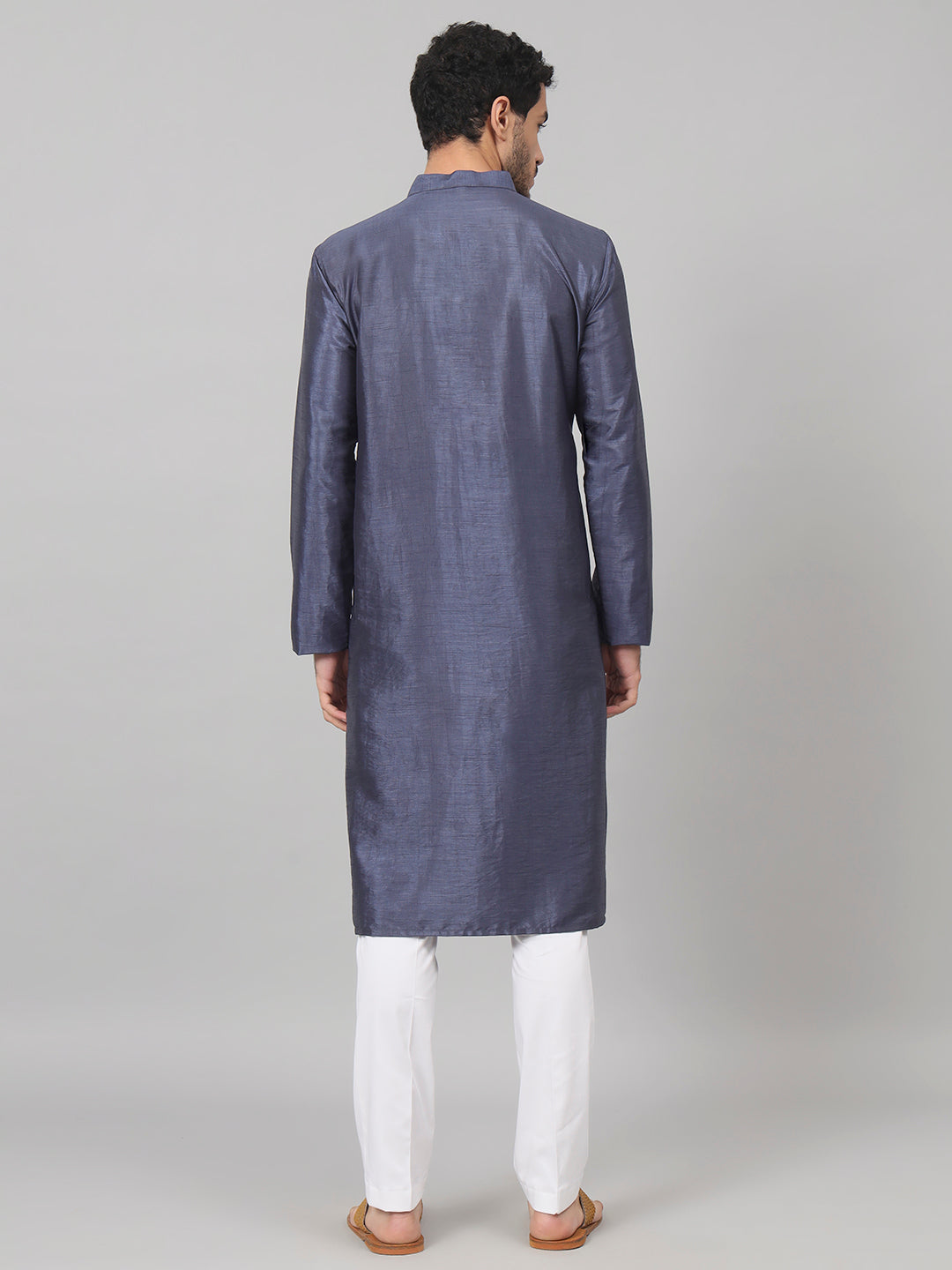 Classic Silk Kurta With Motif Embroidery by Hilo Design