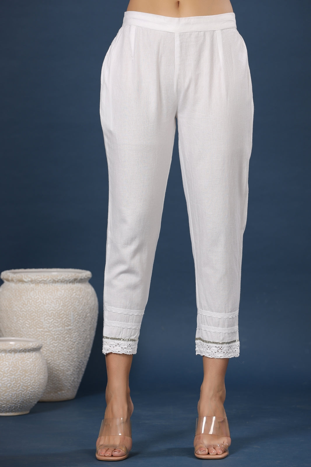 Juniper Women White Cotton Flex Solid Slim Fit Pant/Slim Pant
