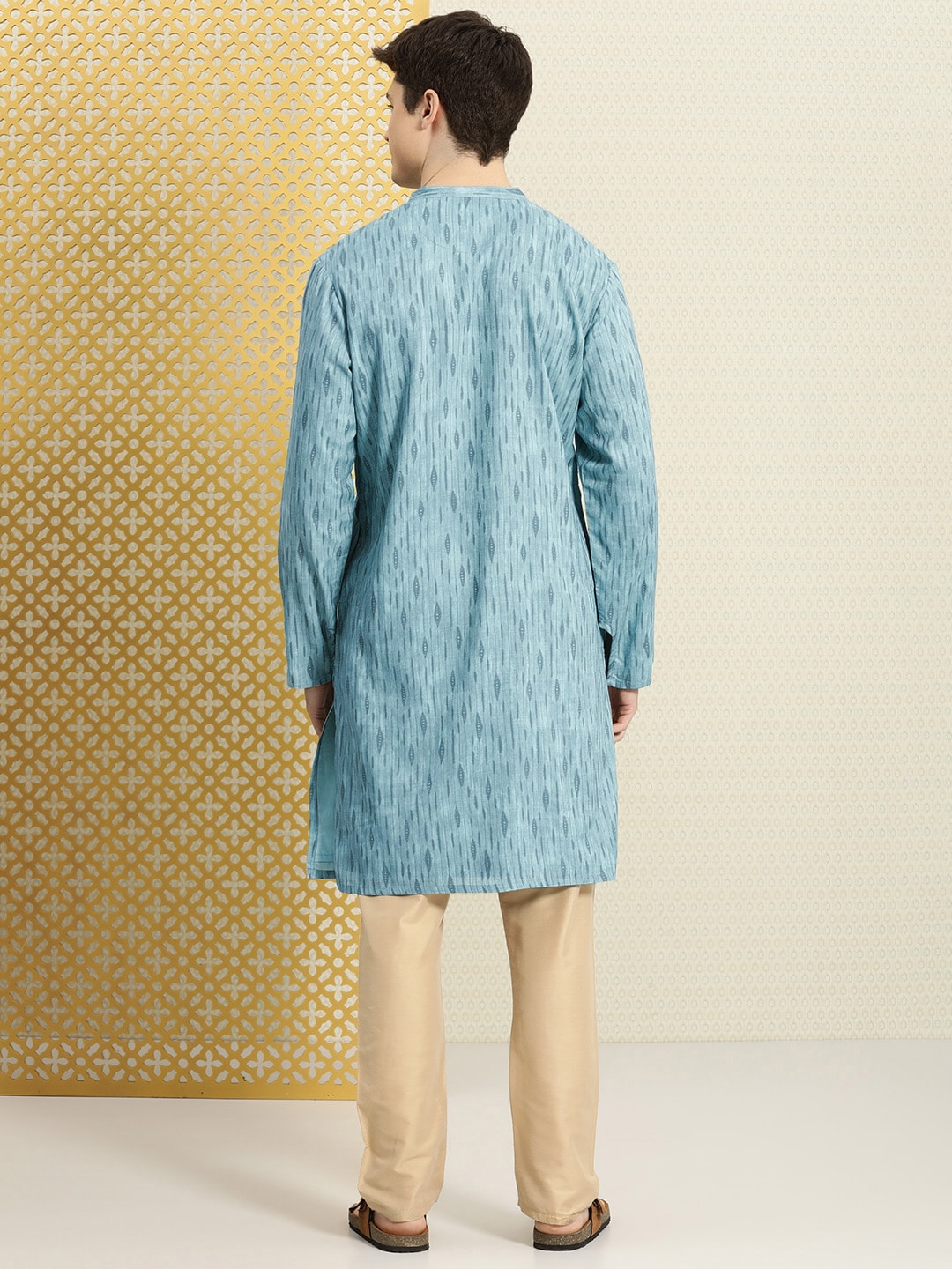 House of Pataudi Jashn Zari Work Sequined Detail Floral Embroidered Kurta