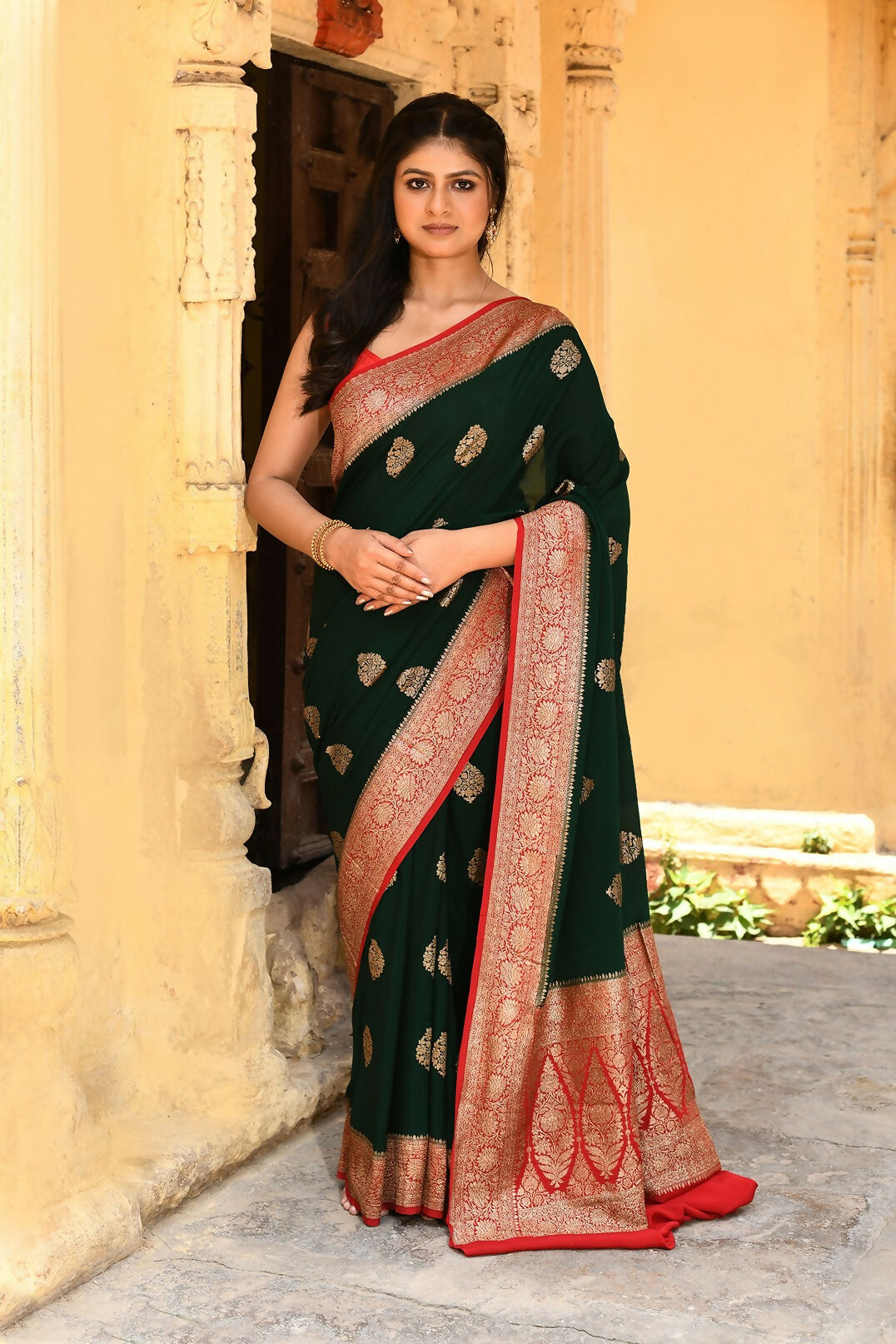 Joban Fashion Emerald Green Crepe Chiffon Pure Handloom Banarasi Silk Saree