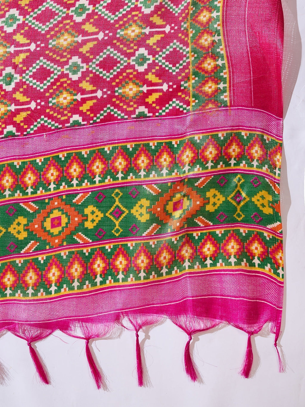 InWeave White Strappy Kurta Set Pink Patola Dupatta - Distacart