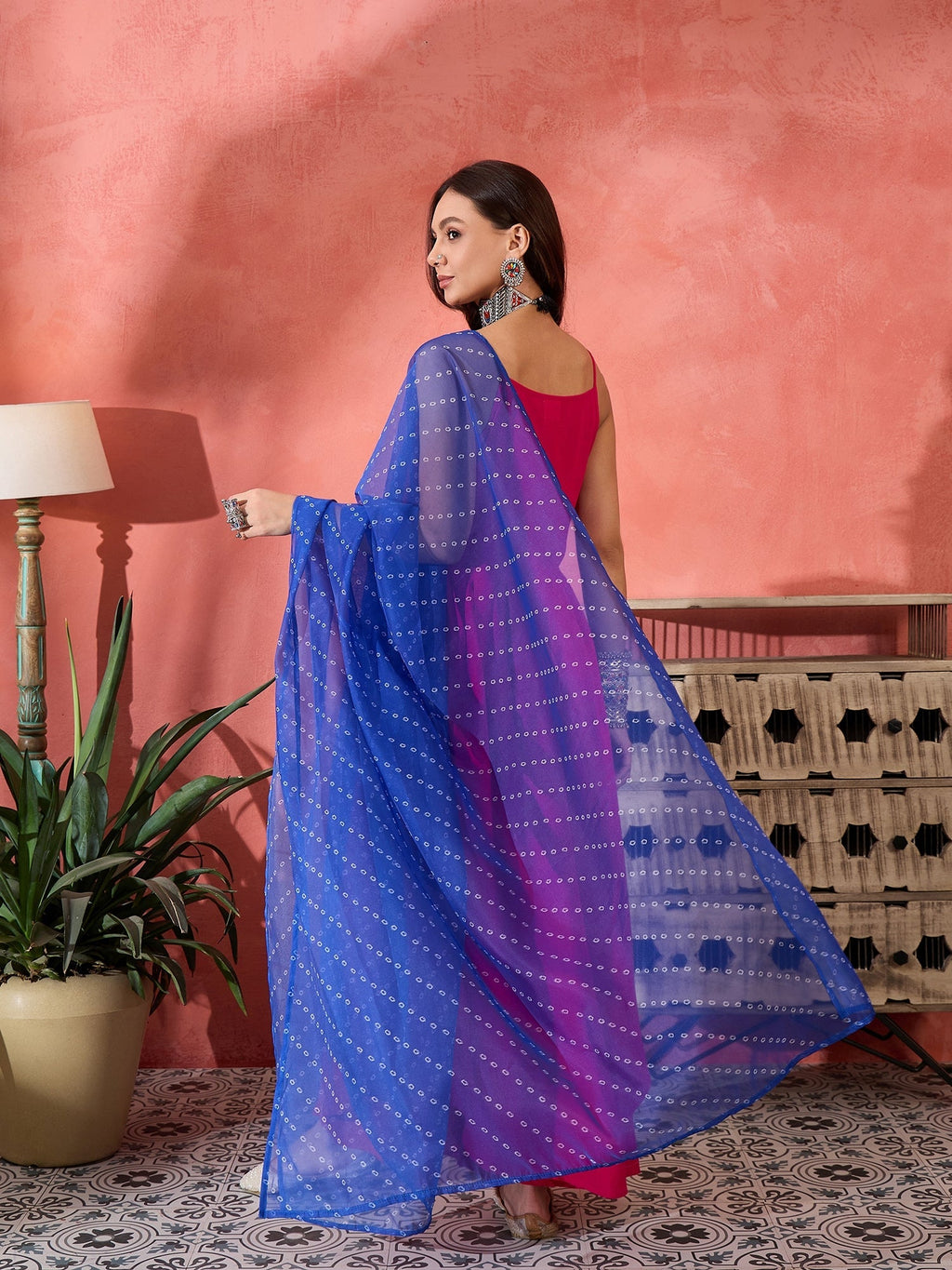 InWeave Fuchsia Strappy Kurta Set Blue Bandhani Or Dupatta