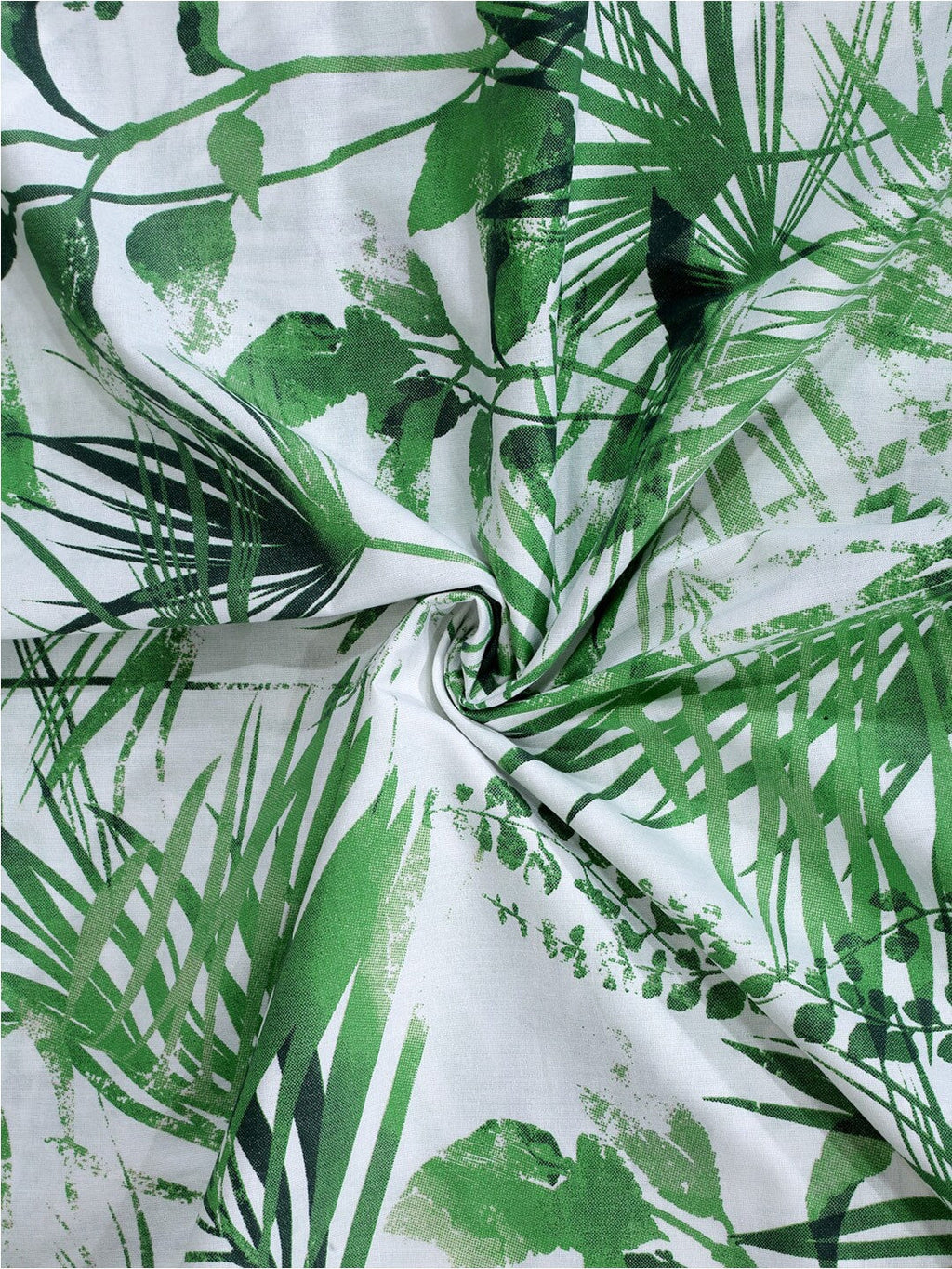 BOMBAY DYEING Serenita Green Printed Cotton 144 TC King Bedsheet with 2 Pillow Covers