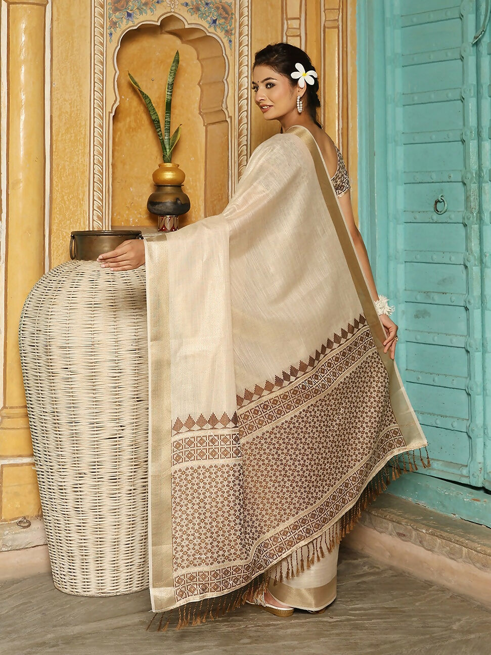 Shree Shyam Fashion Brown Linen Saree - Distacart