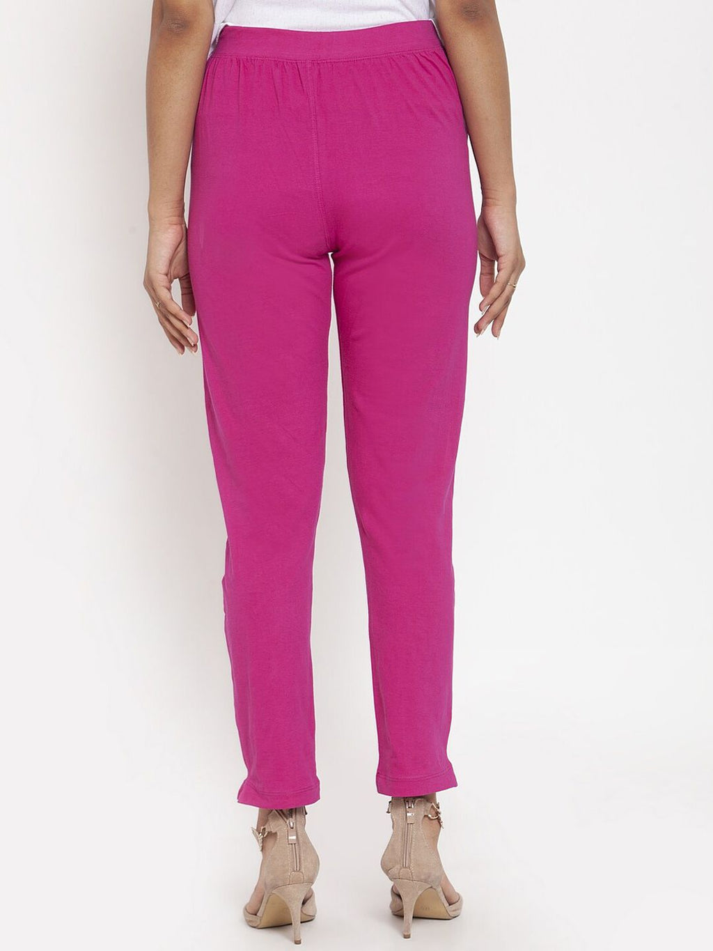 TAG 7 Women Magenta Solid Ankle-Length Leggings