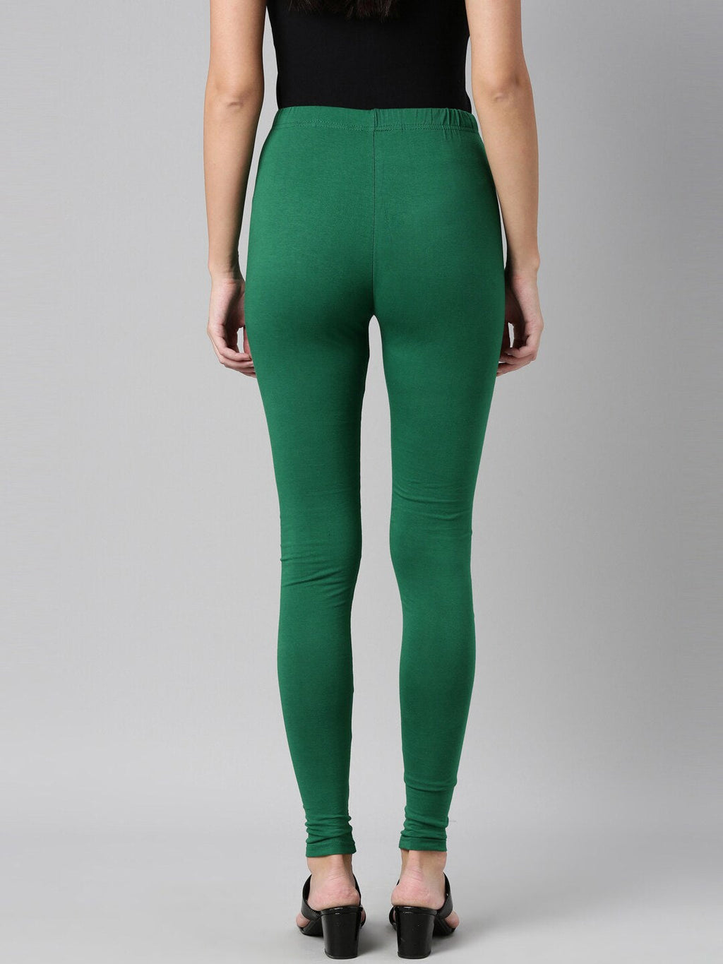 Souchii Green Solid Slim-Fit Leggings - Distacart
