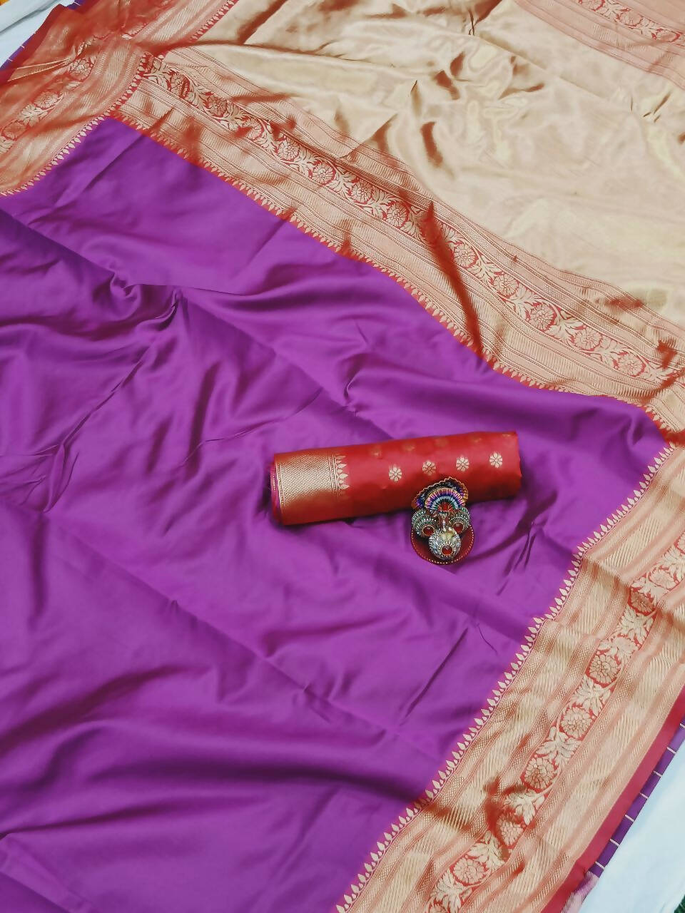 DEIANA'S Beautiful Designer Golden zari Soft Lichi Silk Saree - Purple