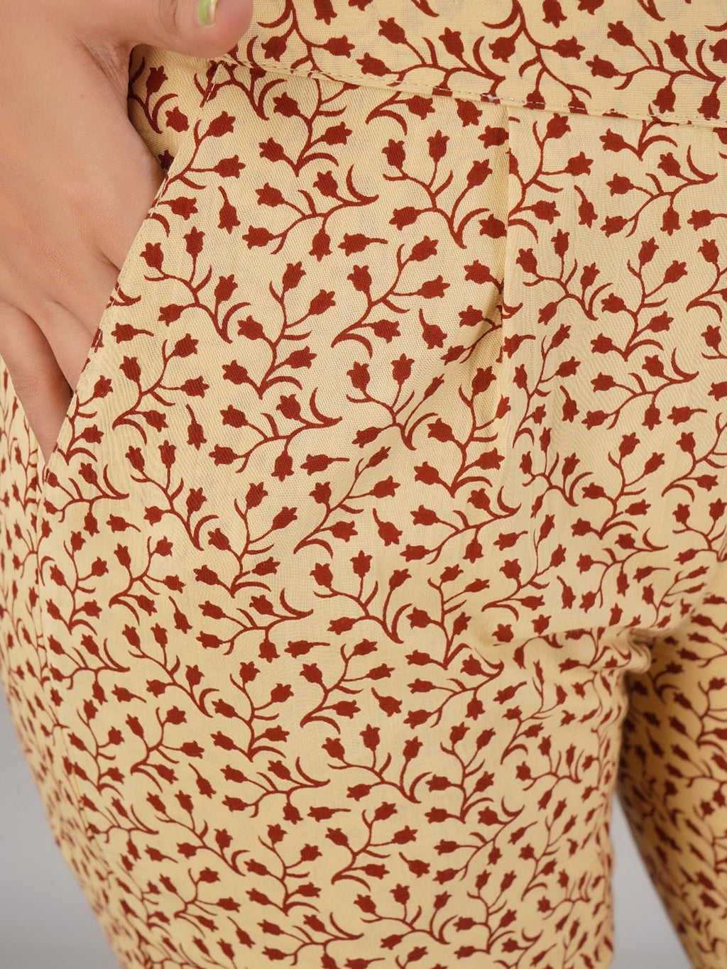 HERE&NOW Maroon & Beige Ethnic Motifs Printed Shirt Collar Kurta with Trousers