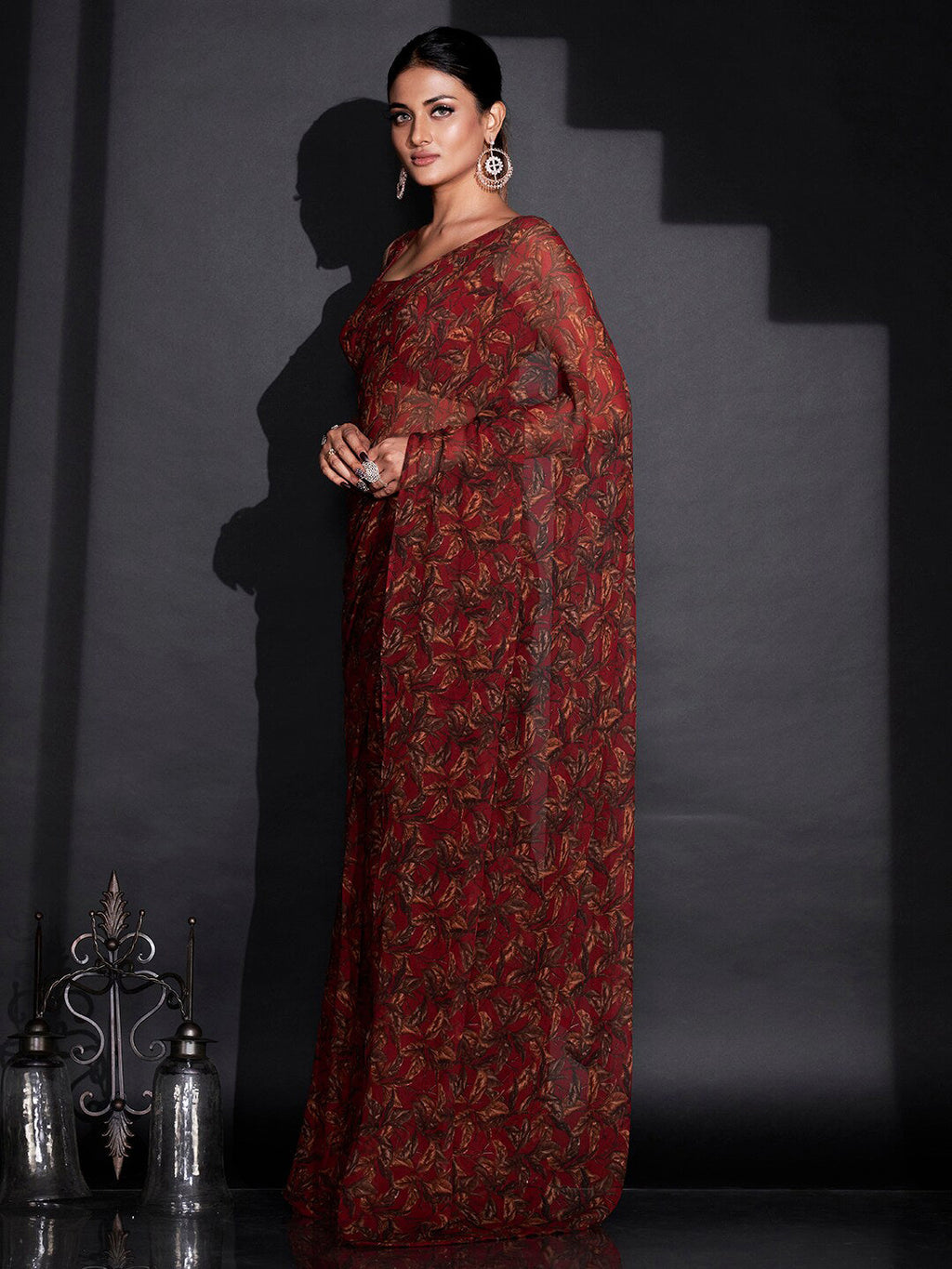Tikhi Imli Red & Green Floral Printed Poly Georgette Ready To Wear Saree - Distacart