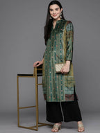 Ahalyaa Women Printed Gotta Patti Velvet Kurta - Green Color