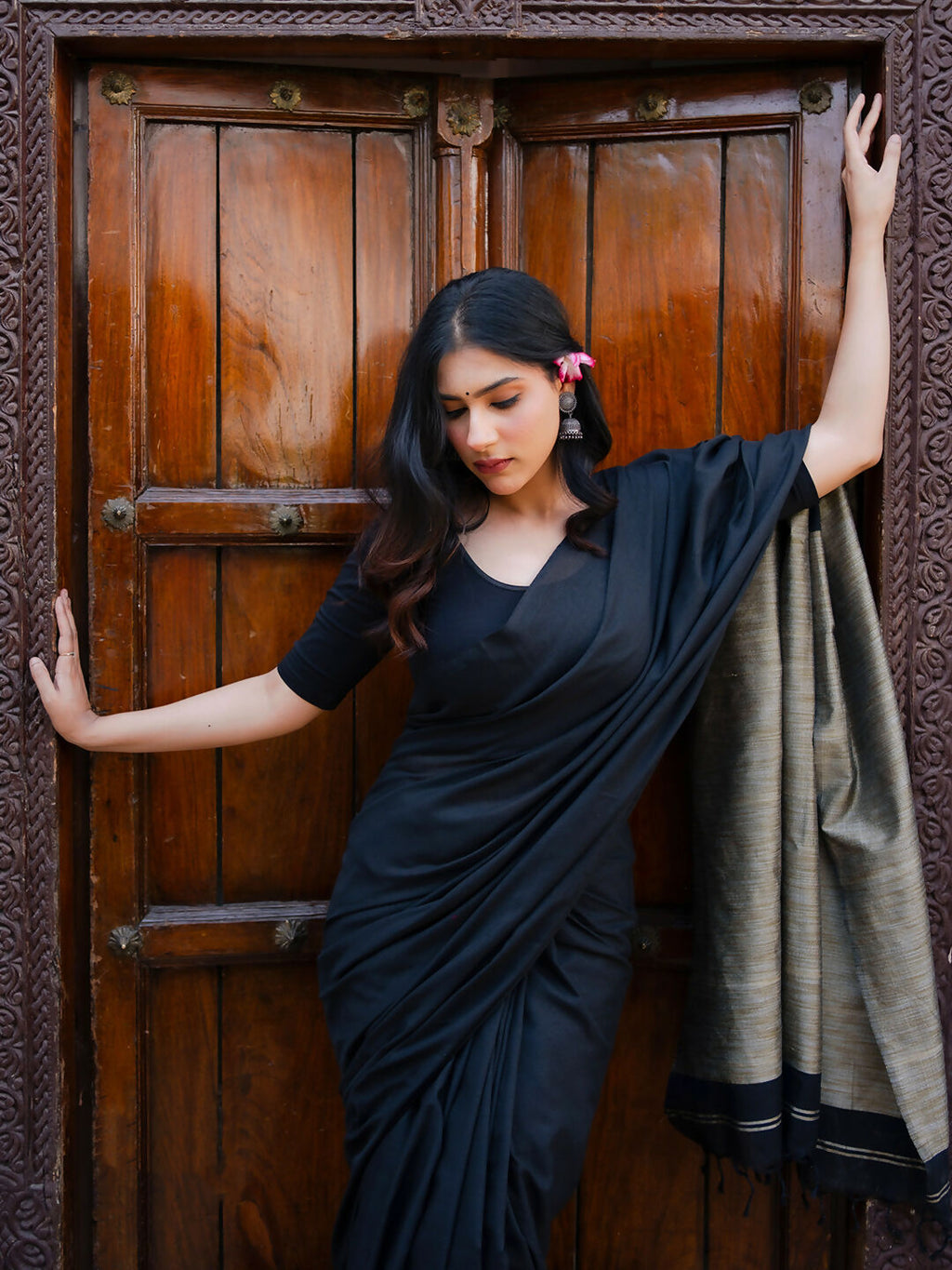 Zibaa Black & Gold Mul Cotton Saree - Distacart
