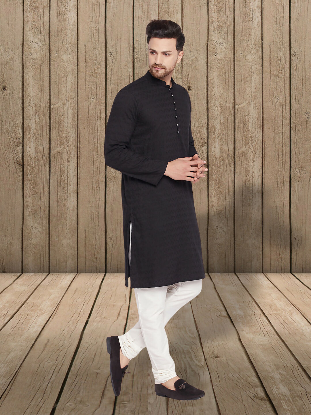 Even Apparels Men's Rayon Embroided Black Kurta