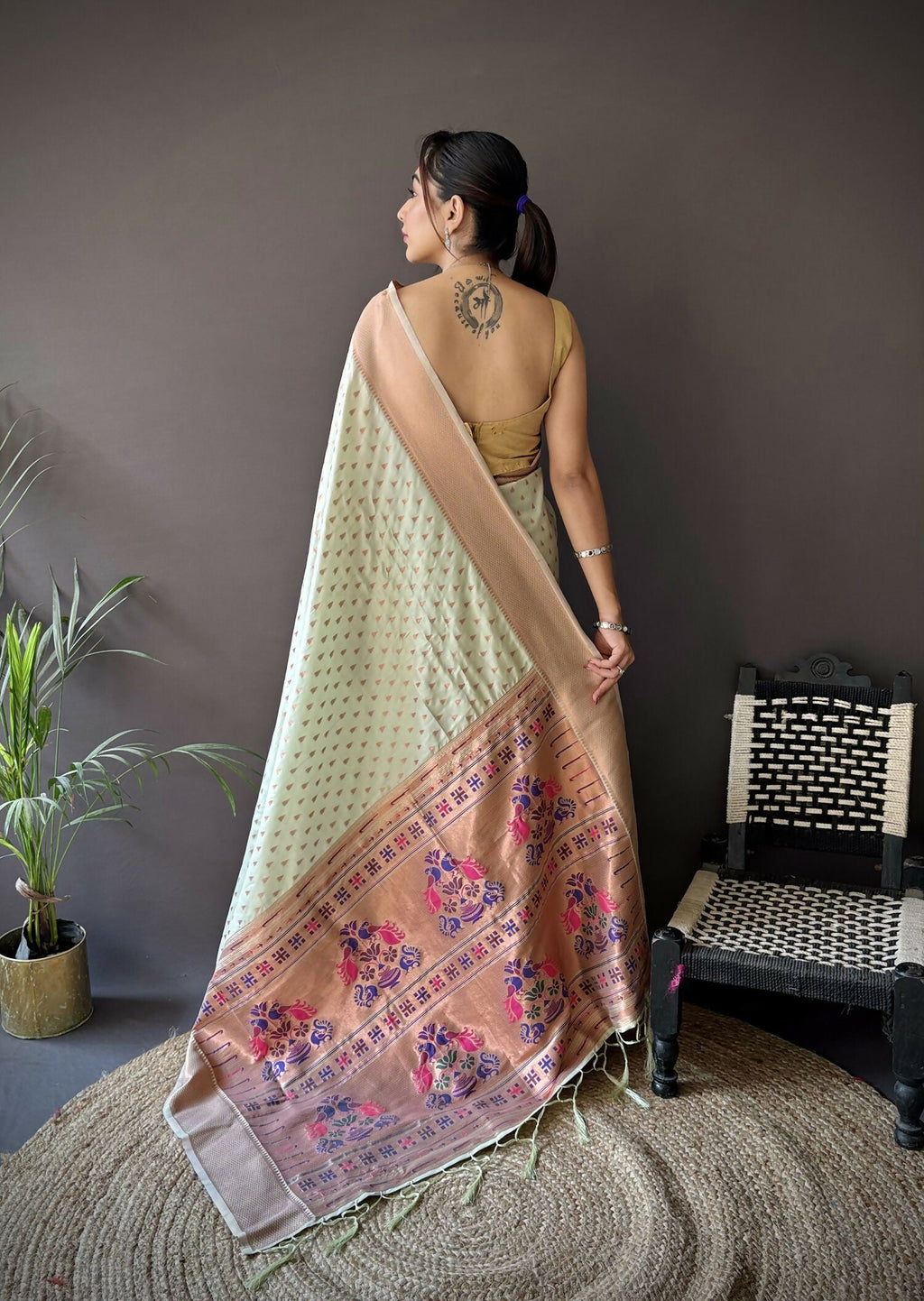 Joban Fashion Beige Jacquard Butti Soft Lichi Silk Paithani Saree - Distacart