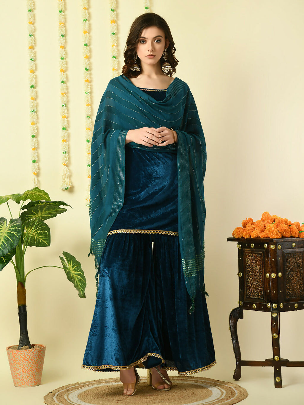 Myshka Women's Teal Velvet Kurti & Sharara With Dupatta Party Sets