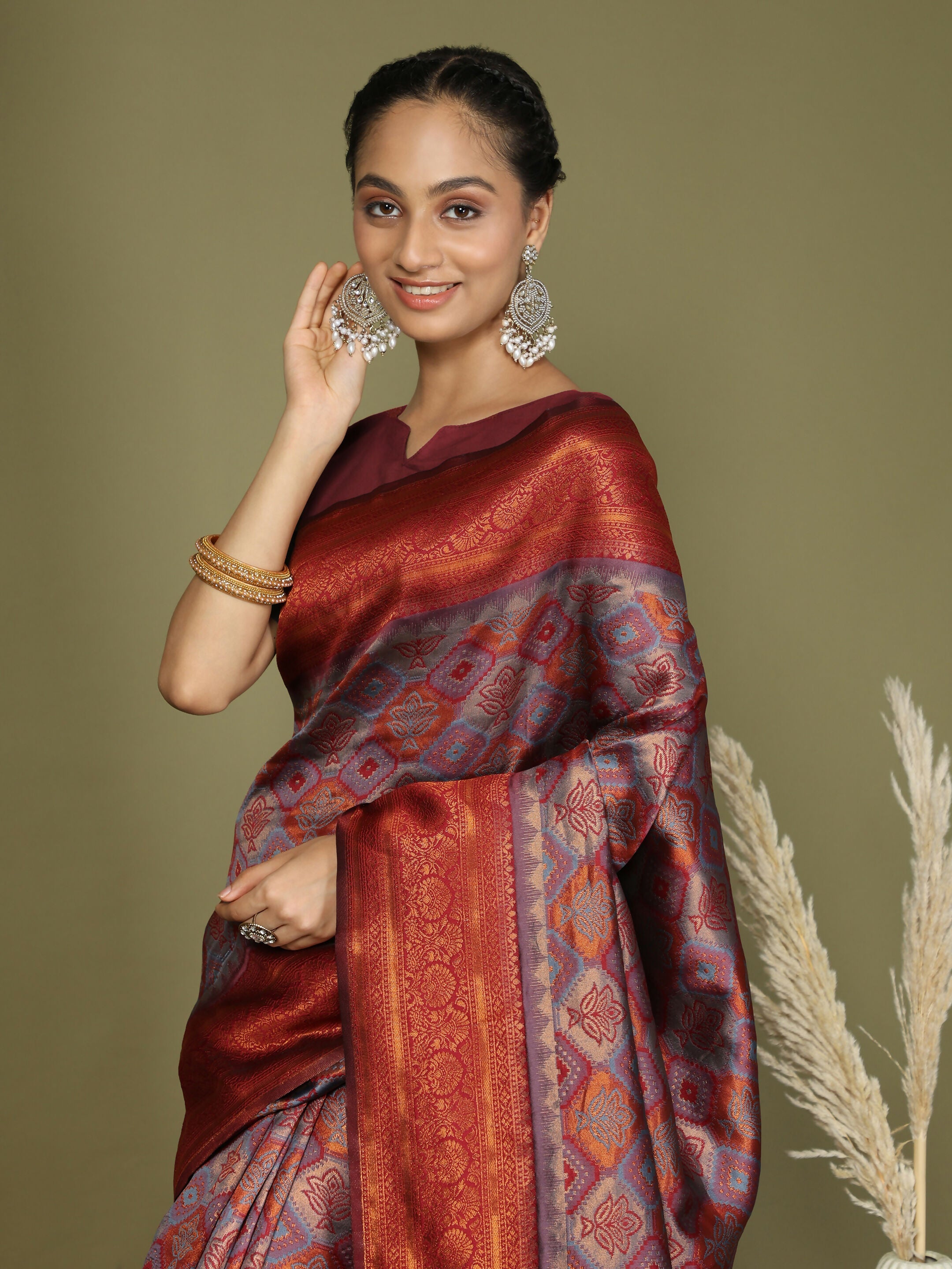Shree Shyam Fashion Lichi Silk Grey Saree - Distacart