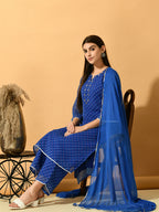 Myshka Women's Blue Embroidered Party Kurta Sets