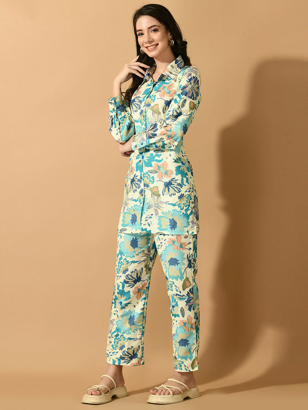 Myshka Women's Multi Printed Shirt With Trousers