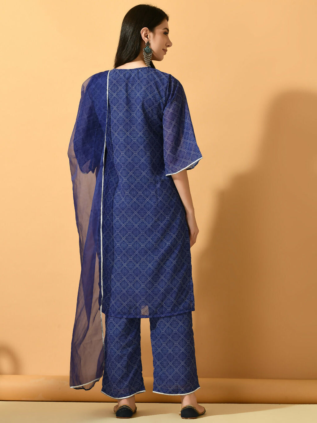 Myshka Women's Blue Embroidered Party Kurta Sets