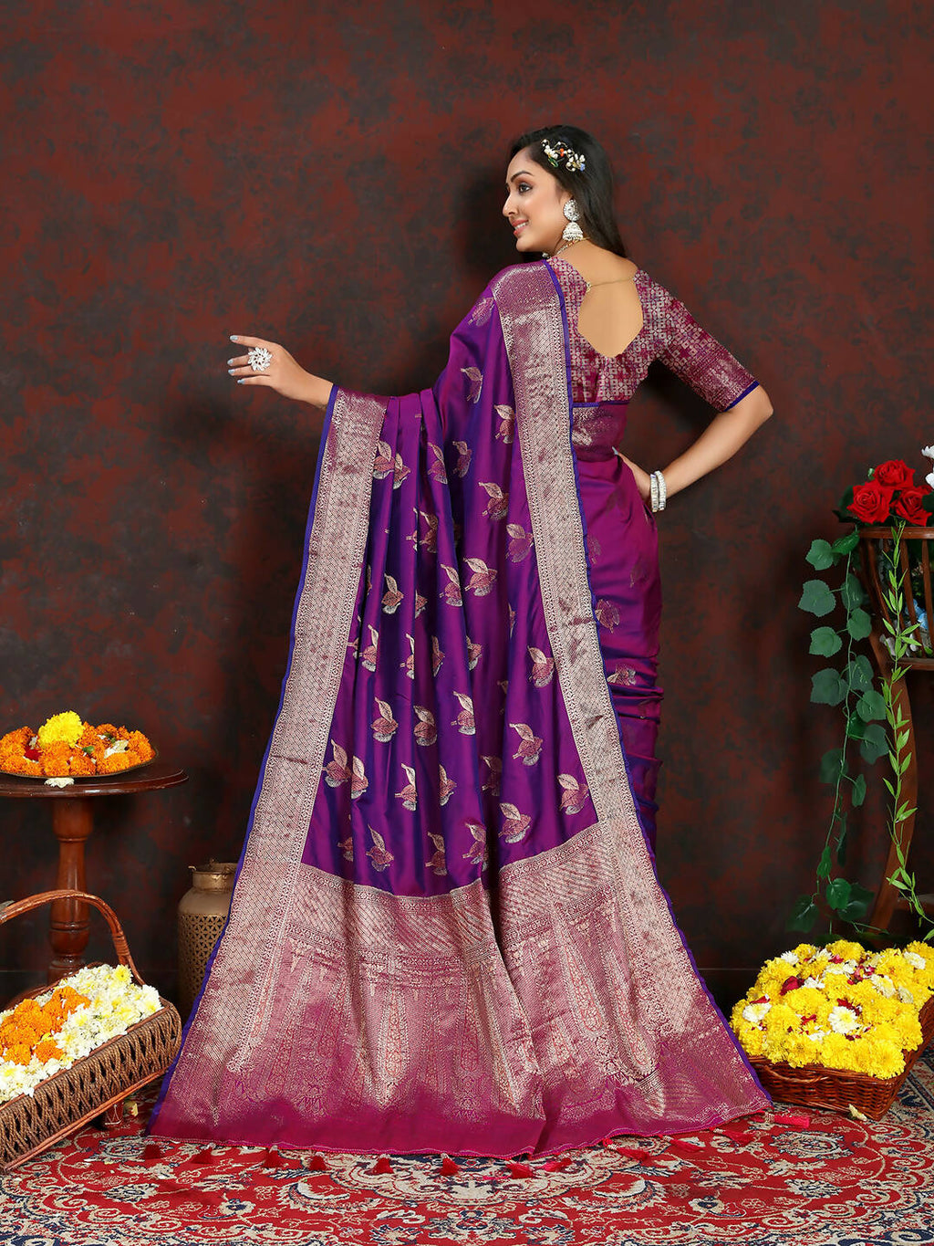 Lorenvalley Fashion Purple Soft Silk Woven Design Zari Weaving Saree