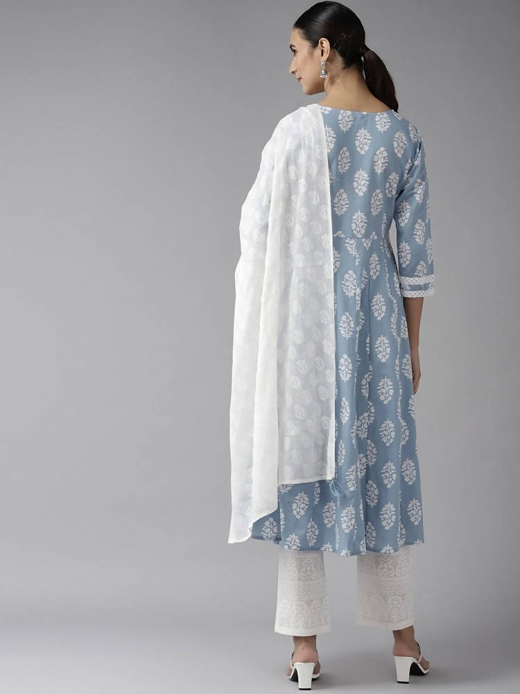 Yufta Blue & White A-Line Dupatta Set