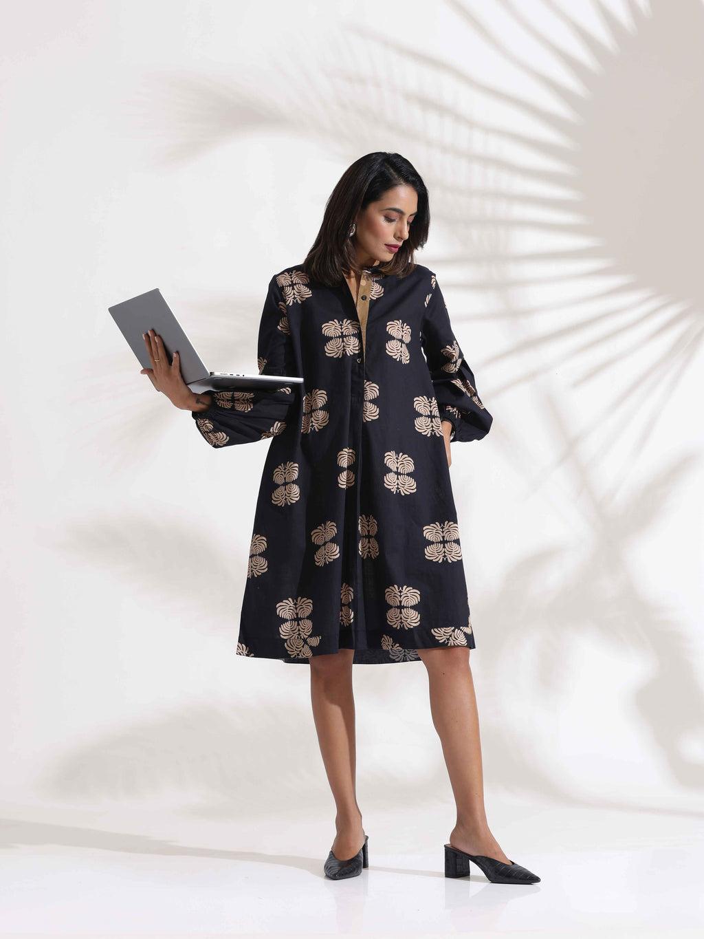 trueBrowns Black Cotton Print Short Dress - Distacart