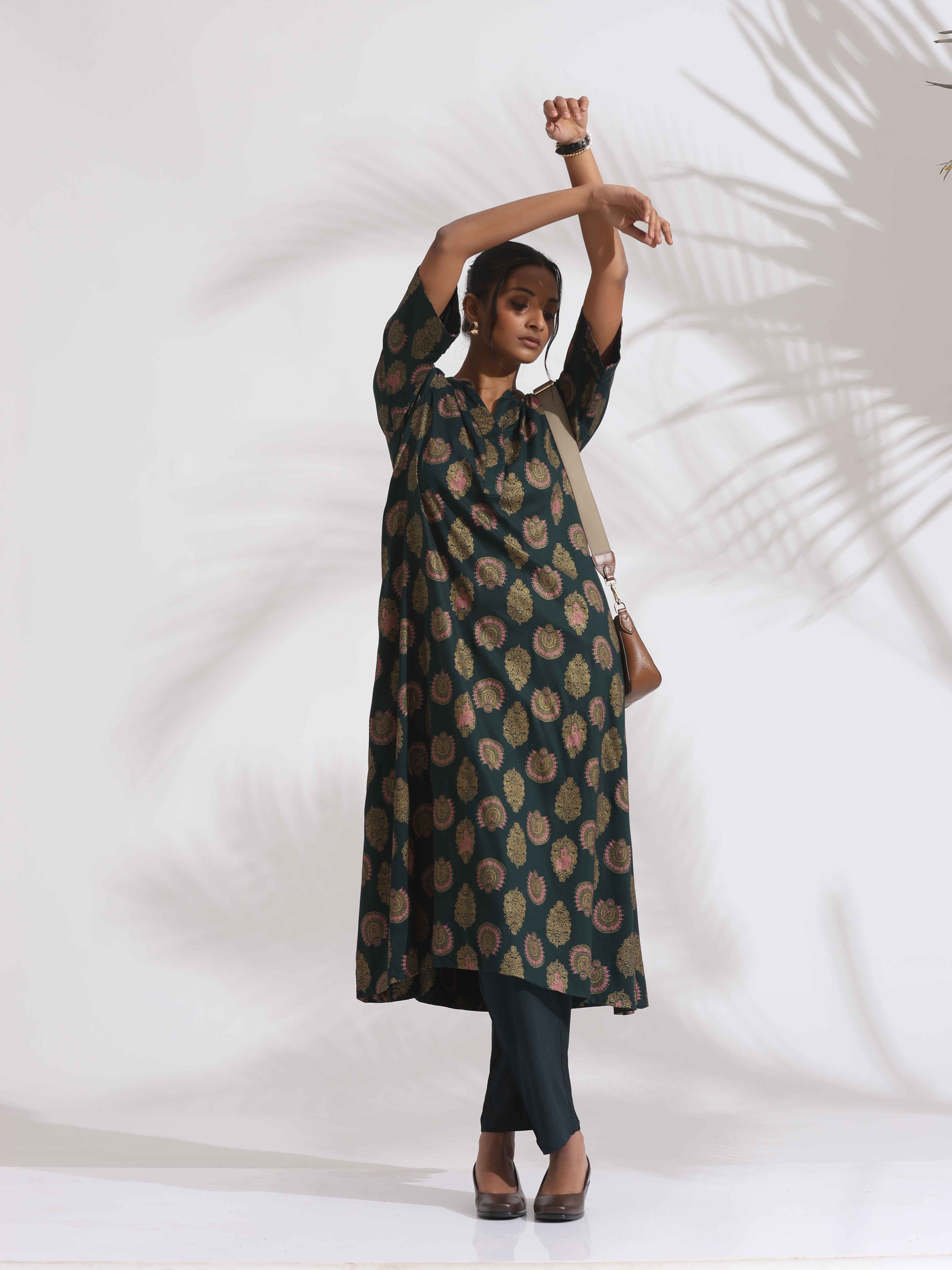 trueBrowns Green Foil Print Cotton Kurta Set - Distacart