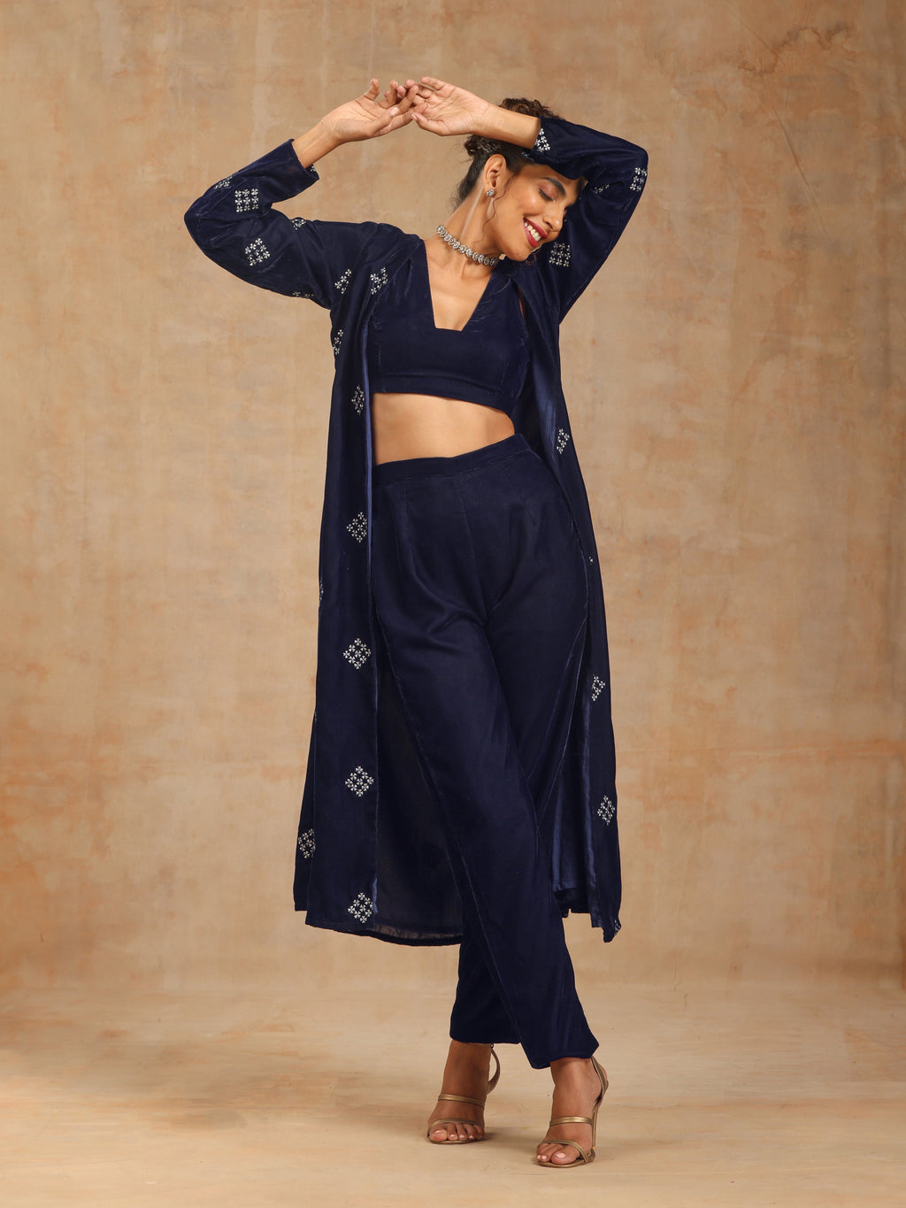 trueBrowns Midnight Blue Velvet Embroidered Jacket Set | Relove - Distacart