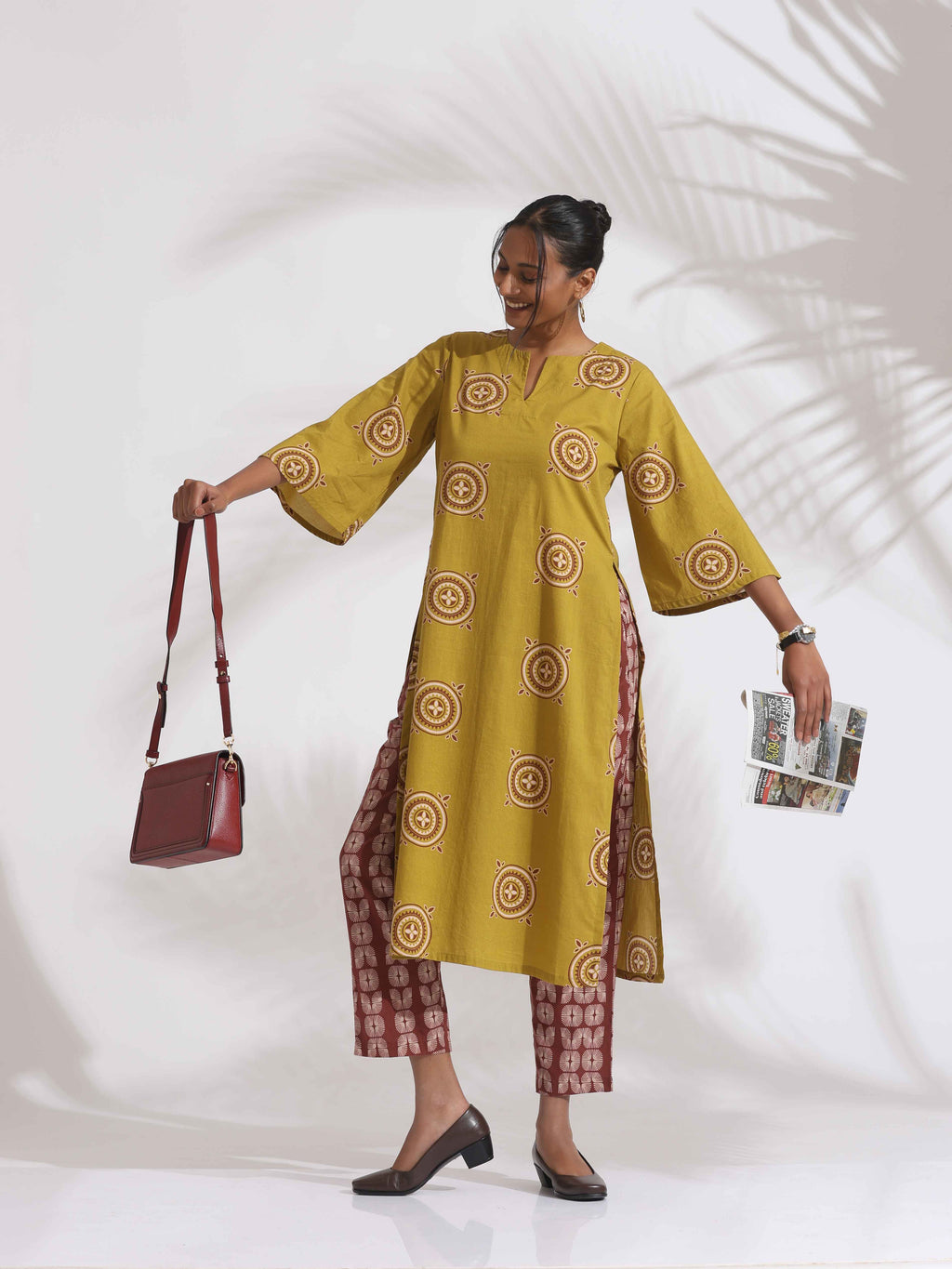 trueBrowns Green Cotton Print HighSlit Kurta Set - Distacart