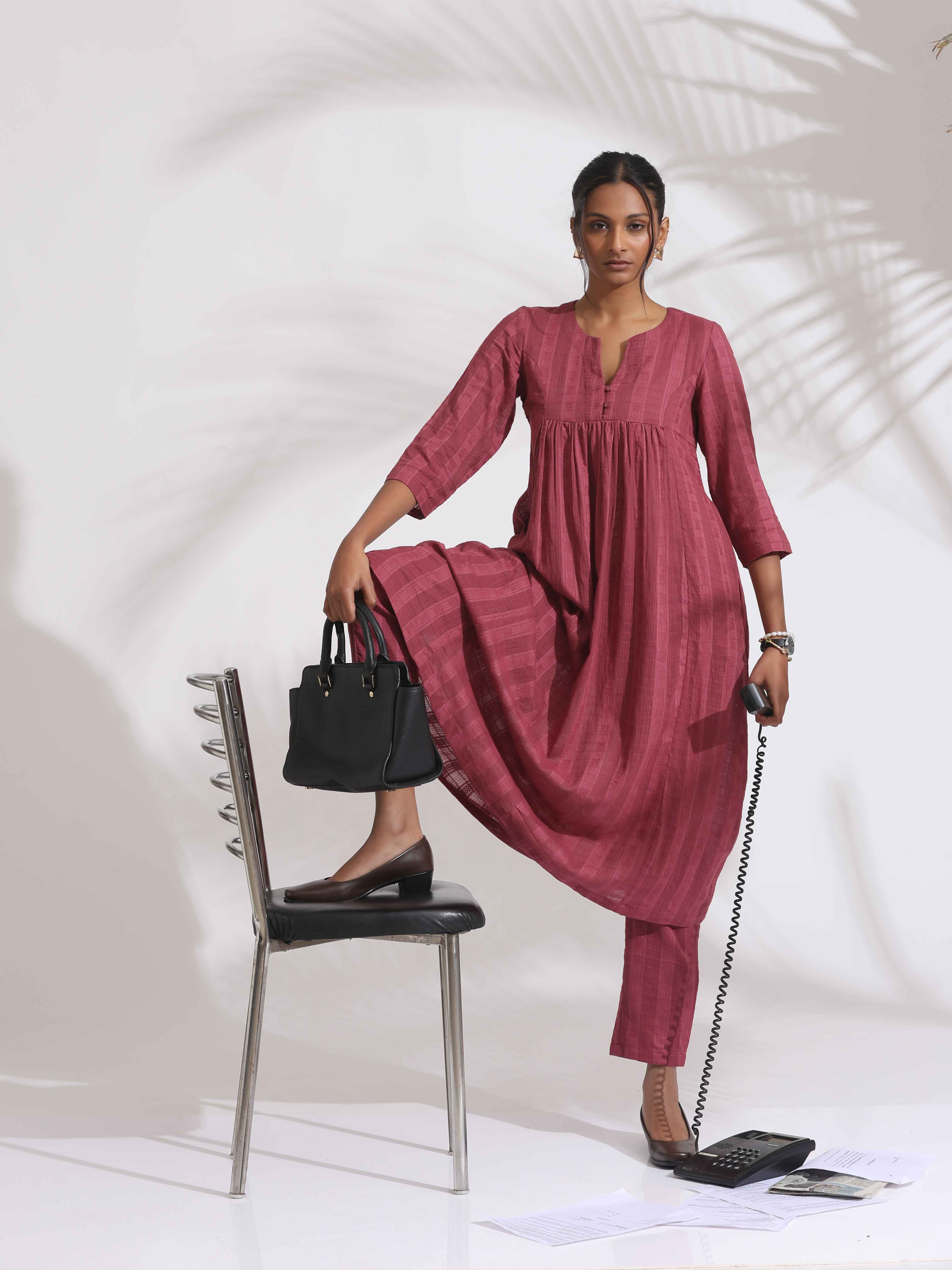 trueBrowns Maroon Cotton Flared Kurta Set - Distacart