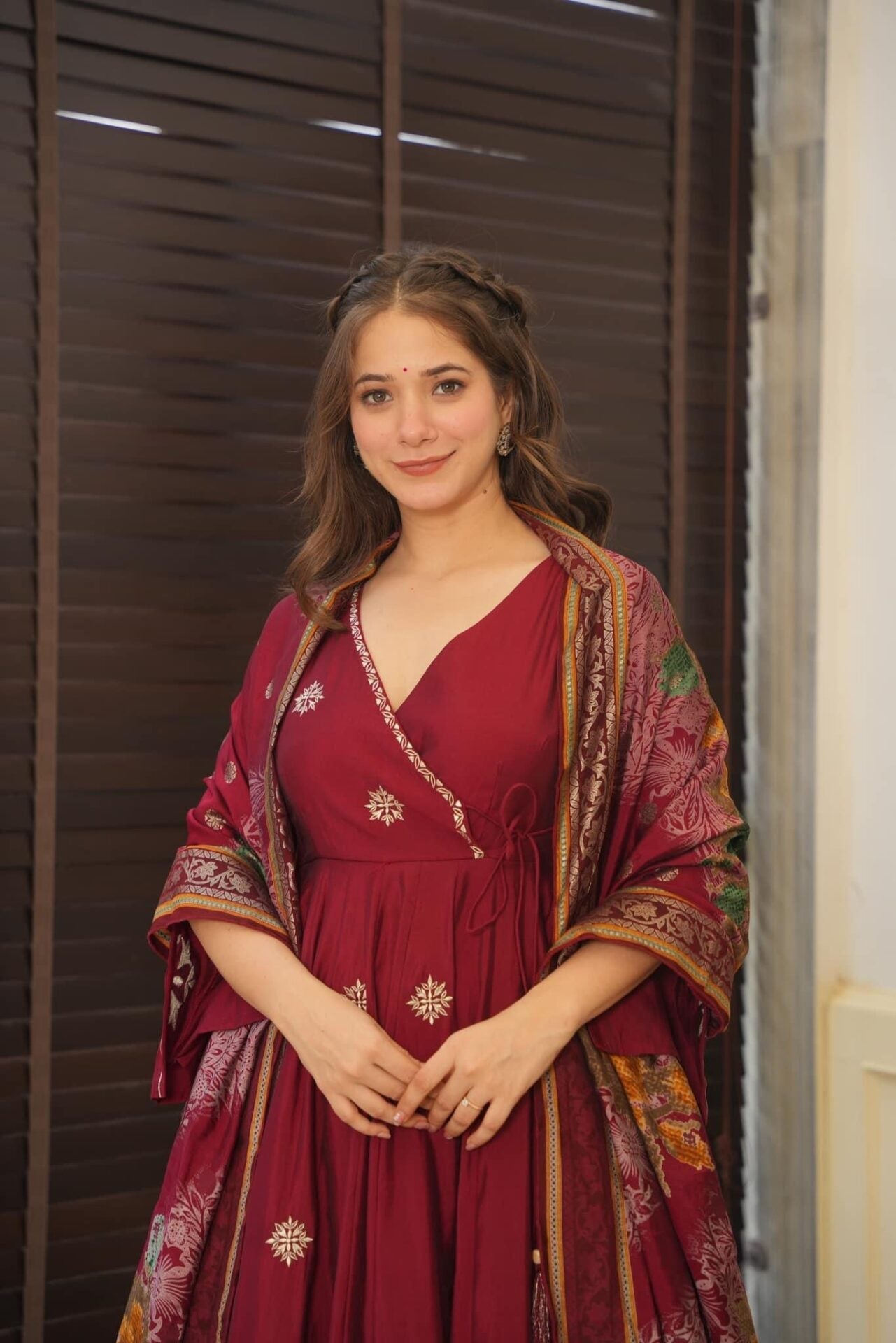 Yash Enterprise Maroon Maslin Cotton Party Wear Suit Set - Distacart