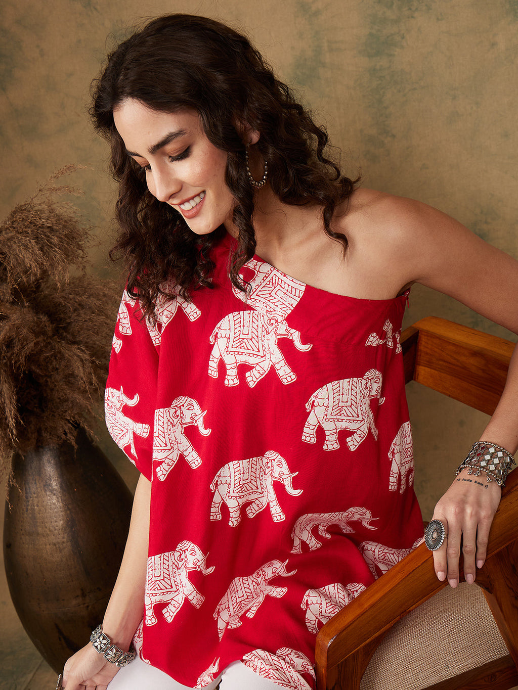 InWeave Women's Red Elephant Print Oneshoulder Top