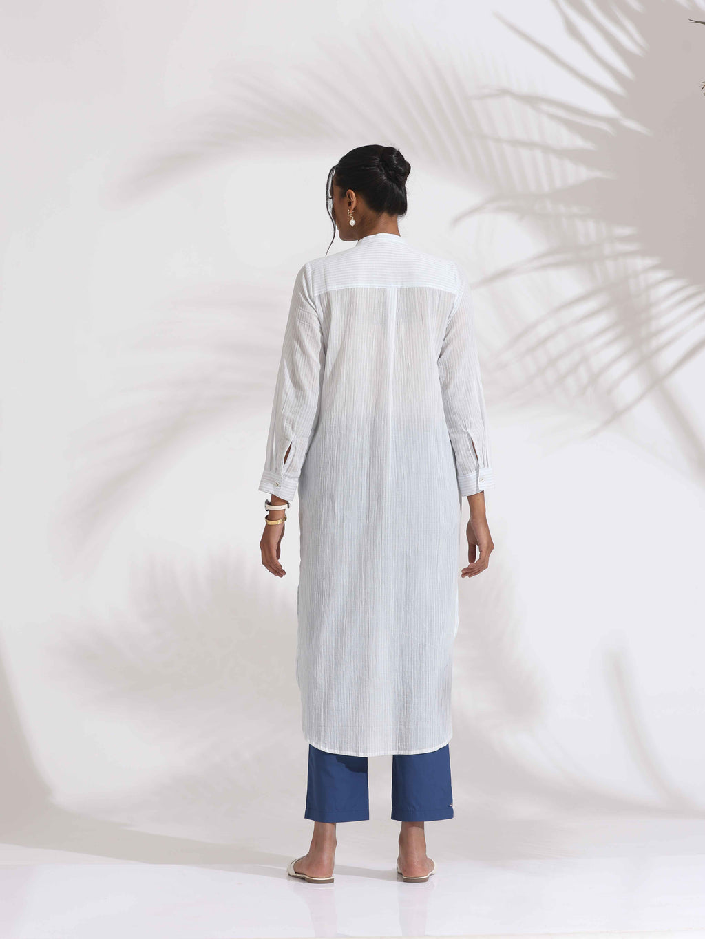 trueBrowns White Cotton Stripe Pleated Shirt Kurta Set - Distacart