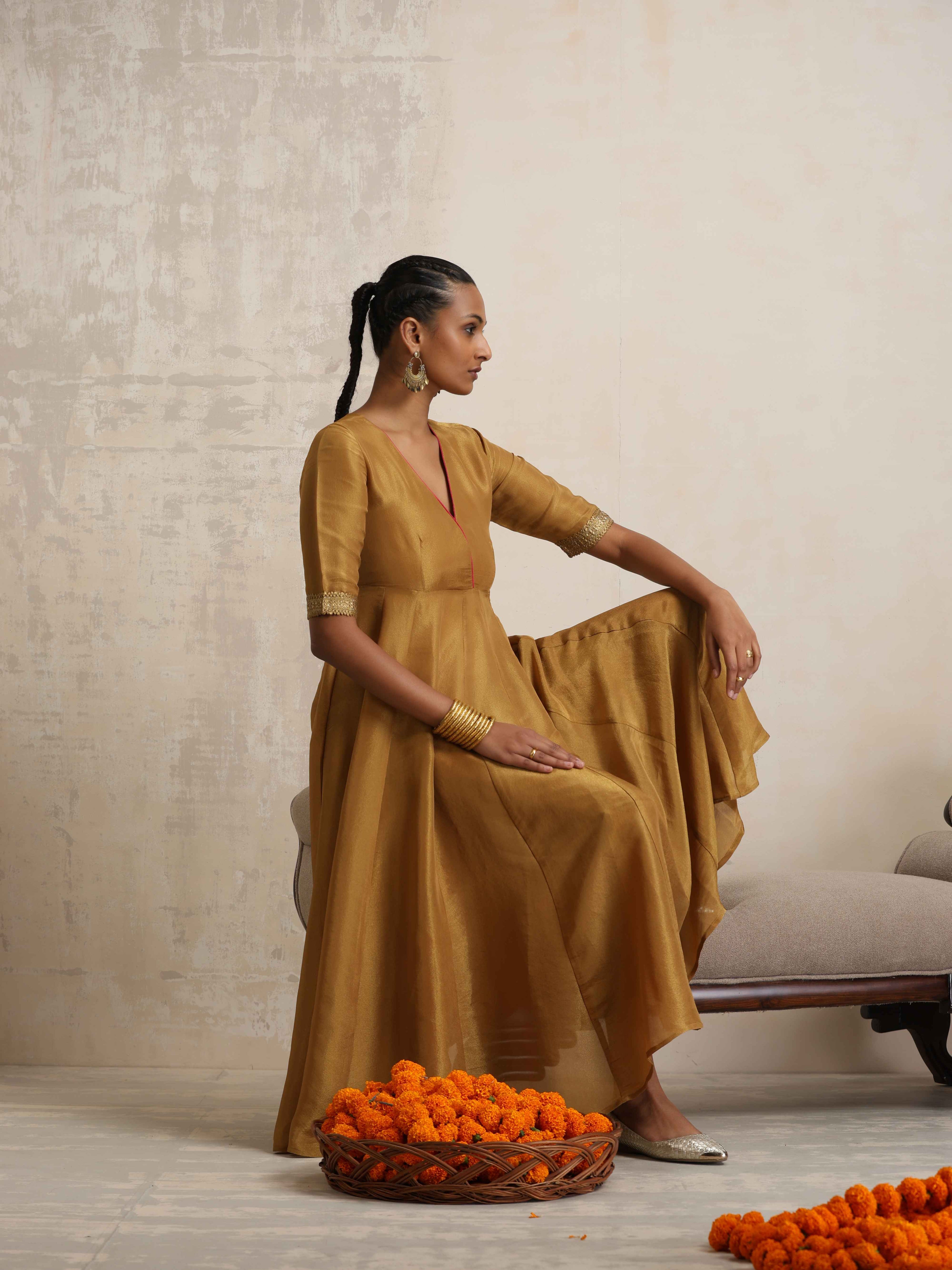trueBrowns Gold Tissue Flared Anarkali Kurta Set - Distacart