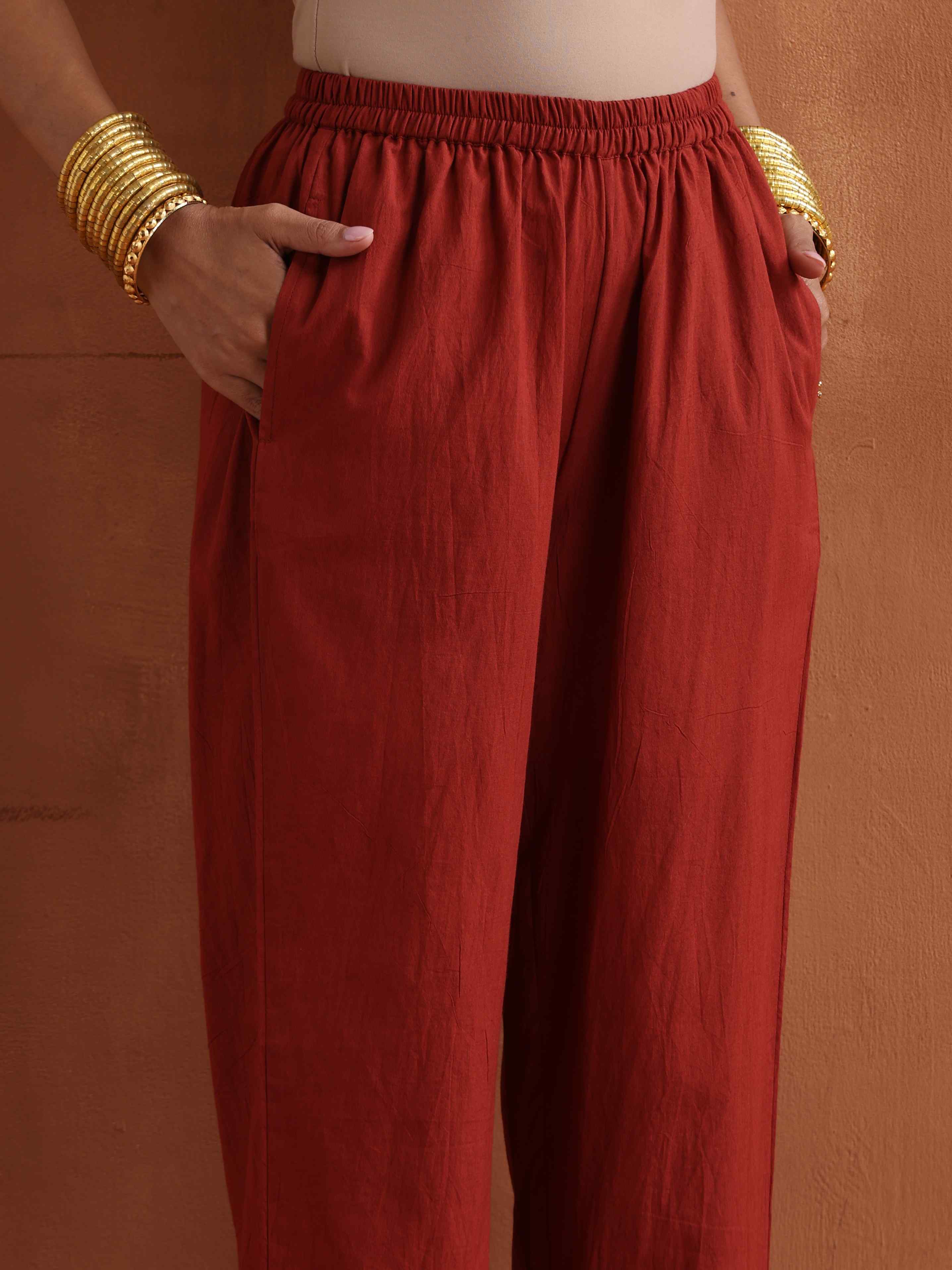 trueBrowns Rust Metallic Straight Kurta Set - Distacart