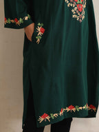 trueBrowns Green Kashmiri Floral Embroidered Woollen Phiran Kurta - Distacart