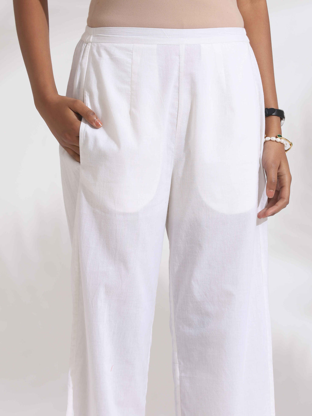 trueBrowns White Cotton Stripe Print Pleated Kurta Set - Distacart