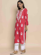 HOUSE OF KARI Floral Chikankari Embroidered Notched Round Neck Straight Kurta