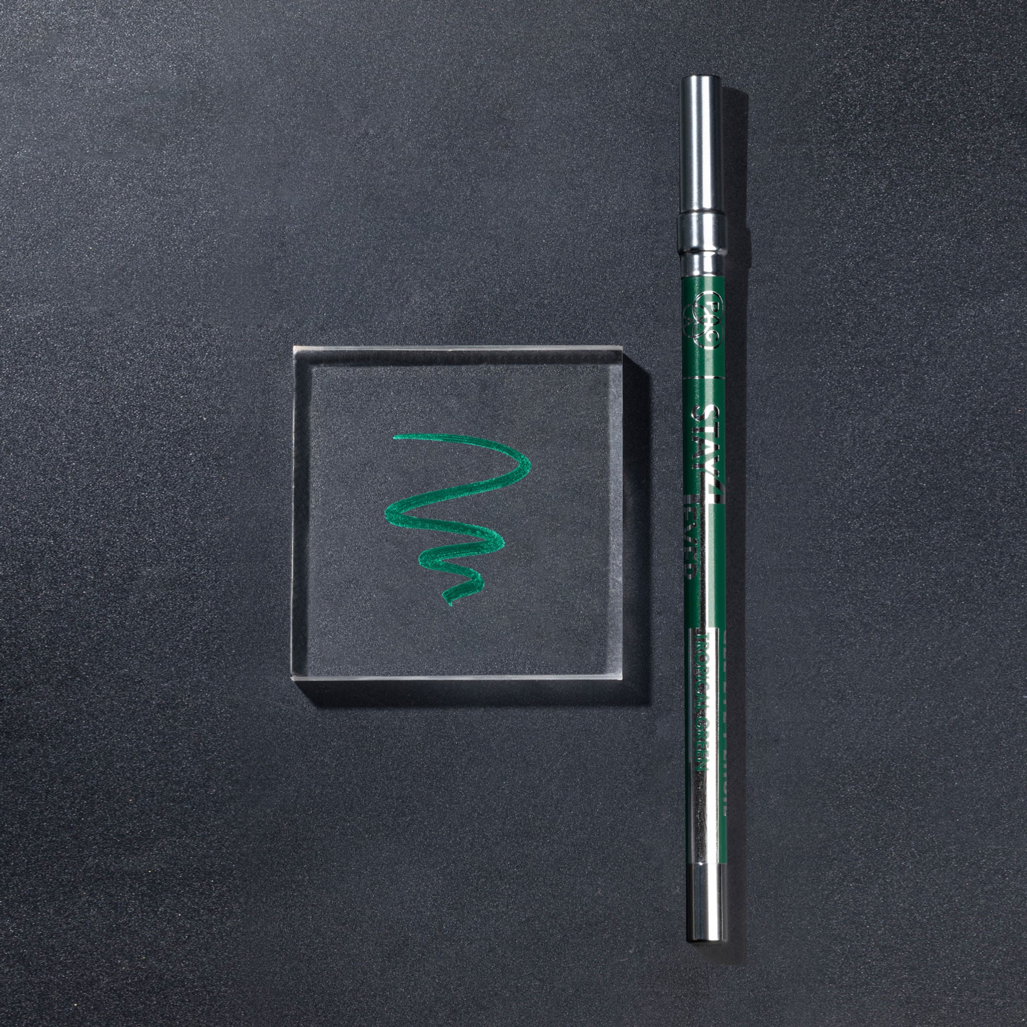 PAC Studio Stay4Ever Gel Eye Pencil - Tropical Green