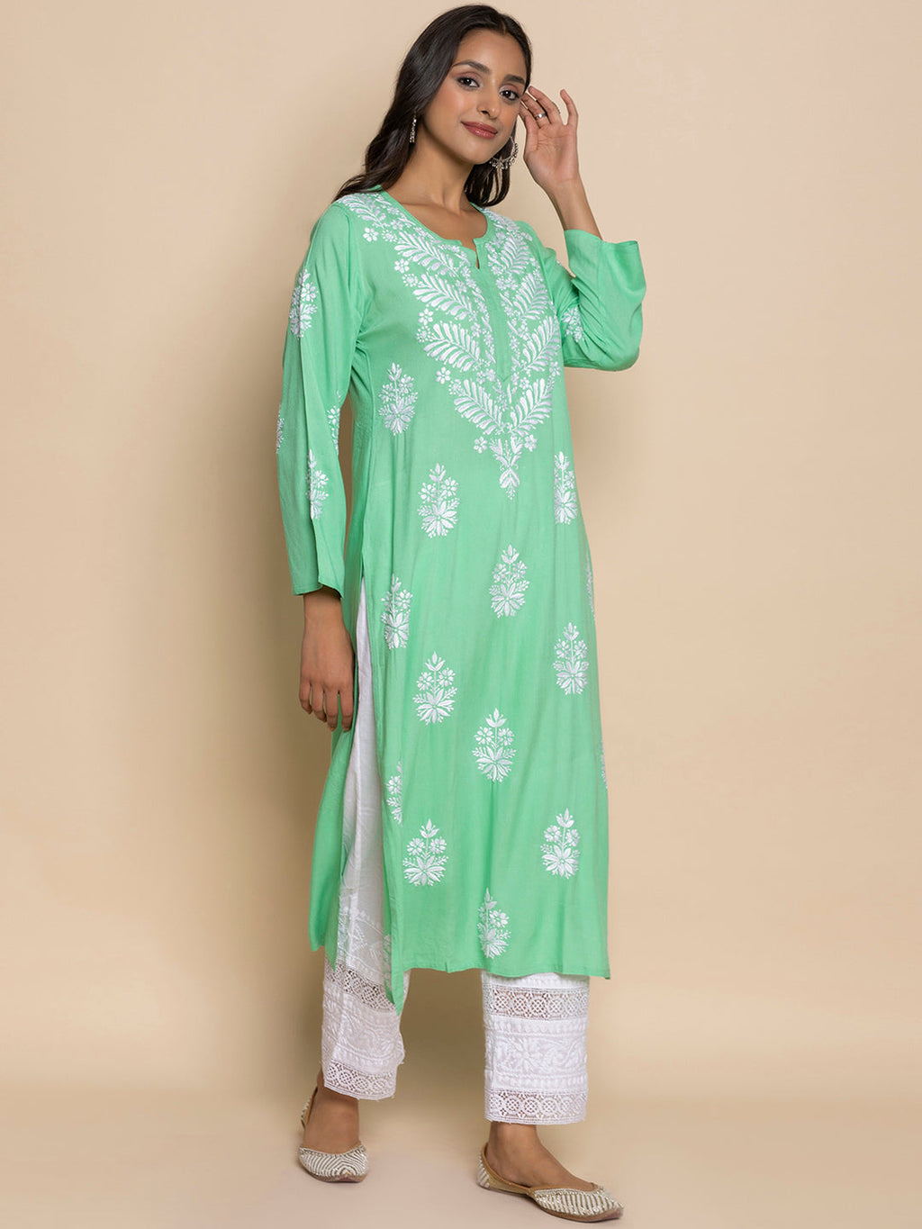 HOUSE OF KARI Floral Embroidered Chikankari A-Line Kurta