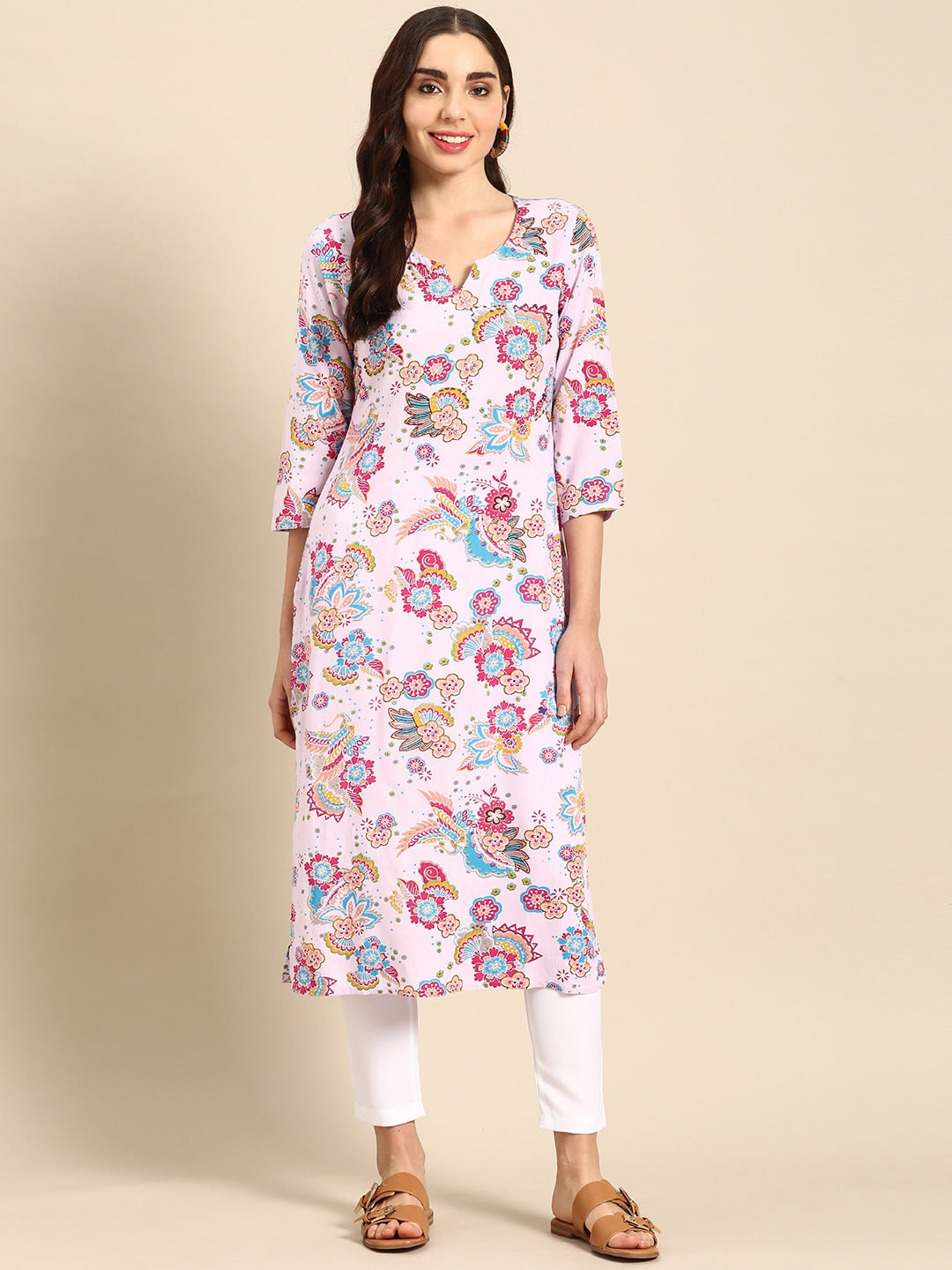 Sangria Women Floral Printed Sequinned Kurta